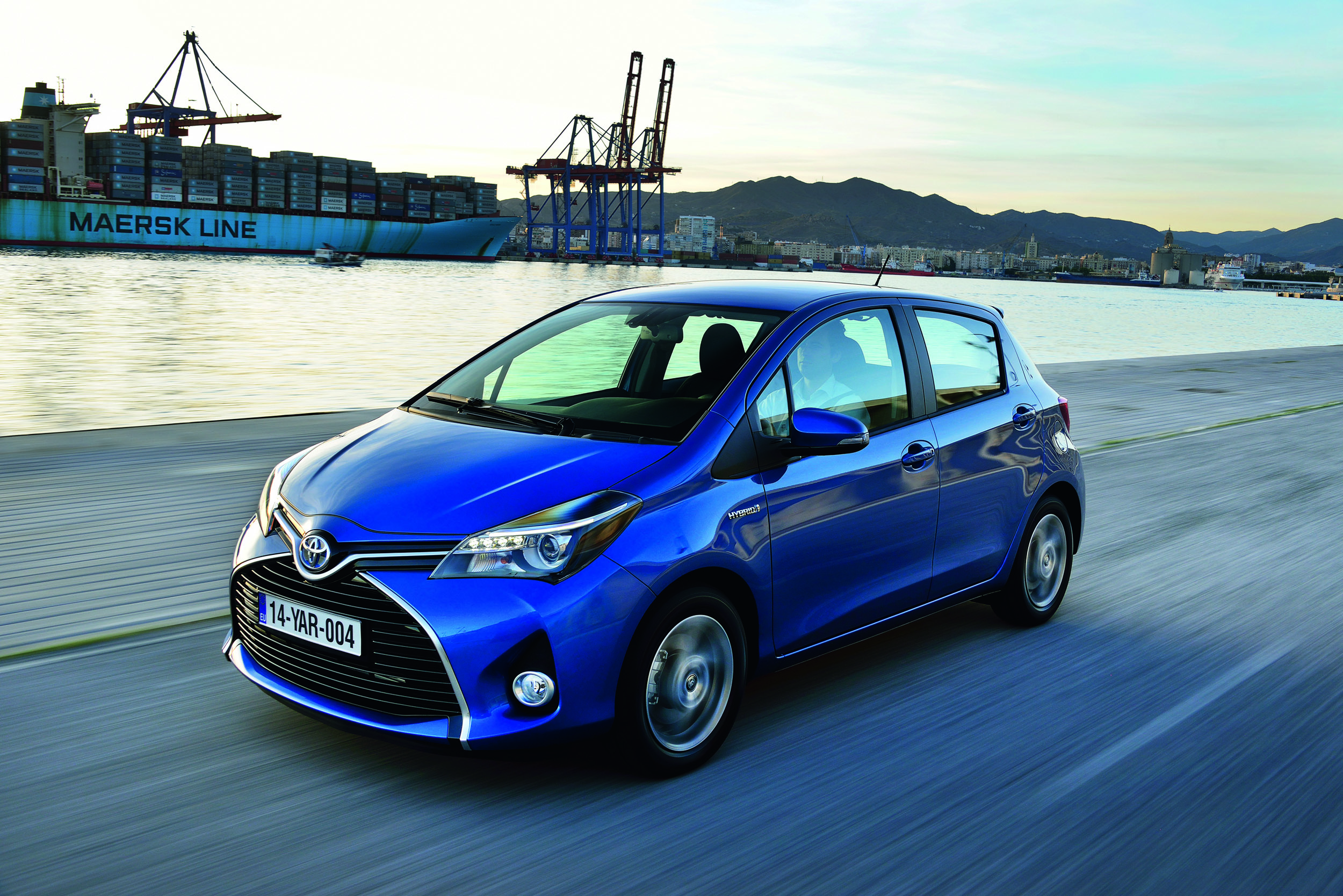Toyota Yaris photo #9