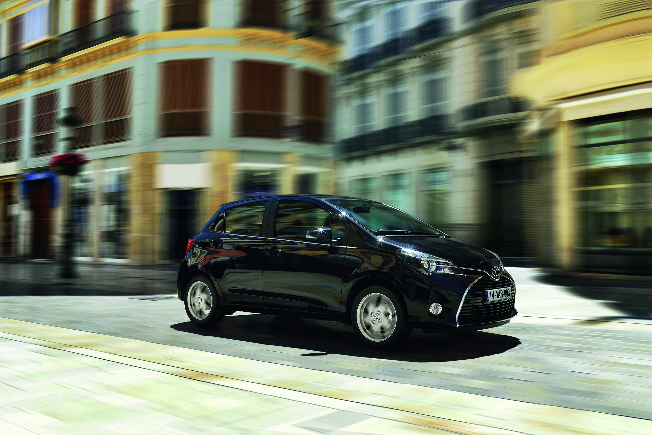 Toyota Yaris photo #17
