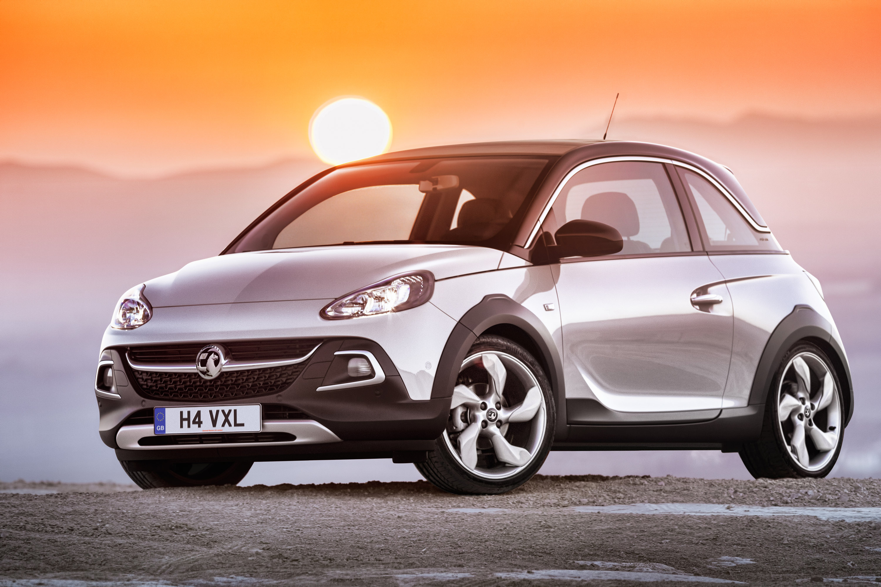 Vauxhall Adam Rocks photo #2