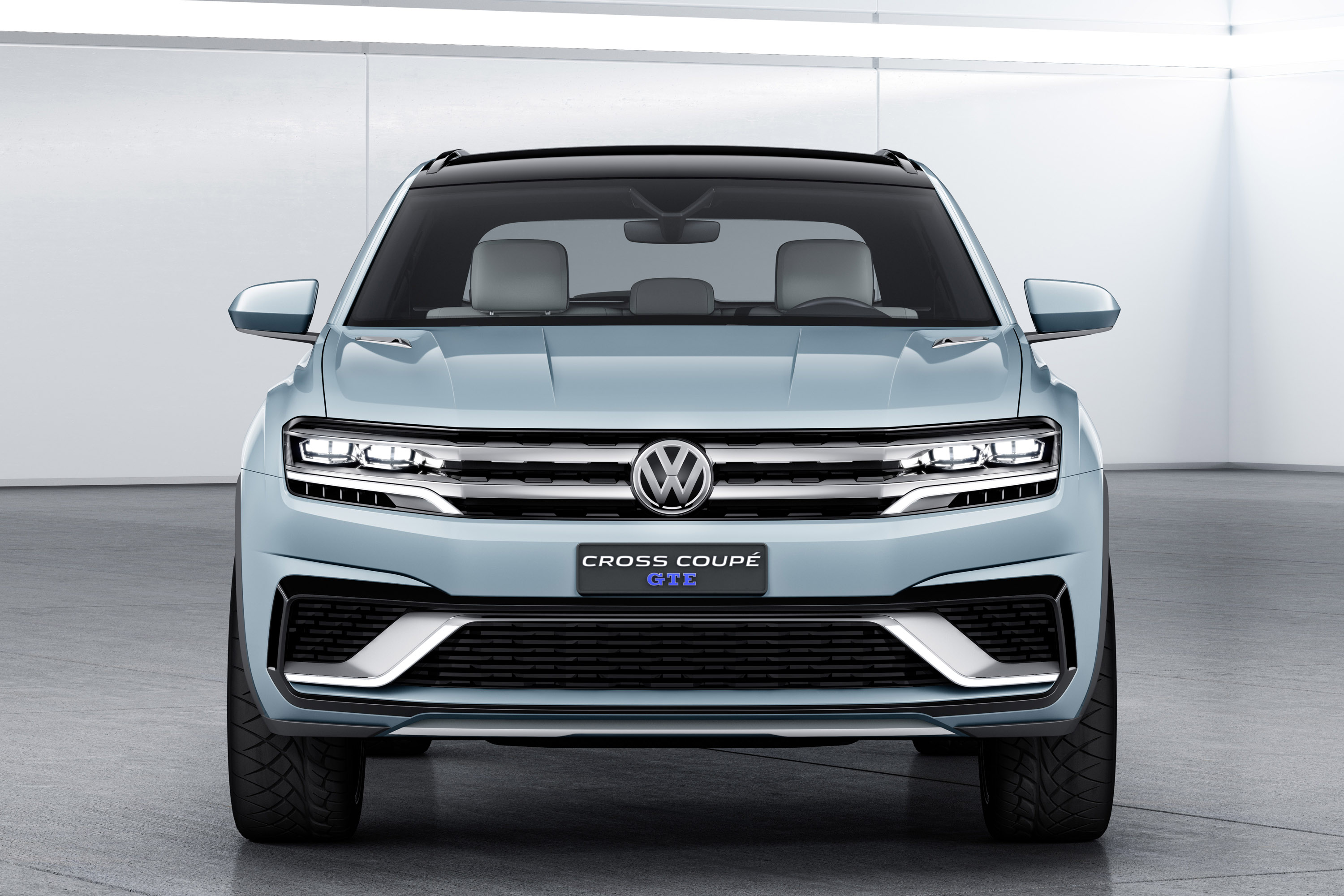Volkswagen Cross Coupe GTE Concept photo #3