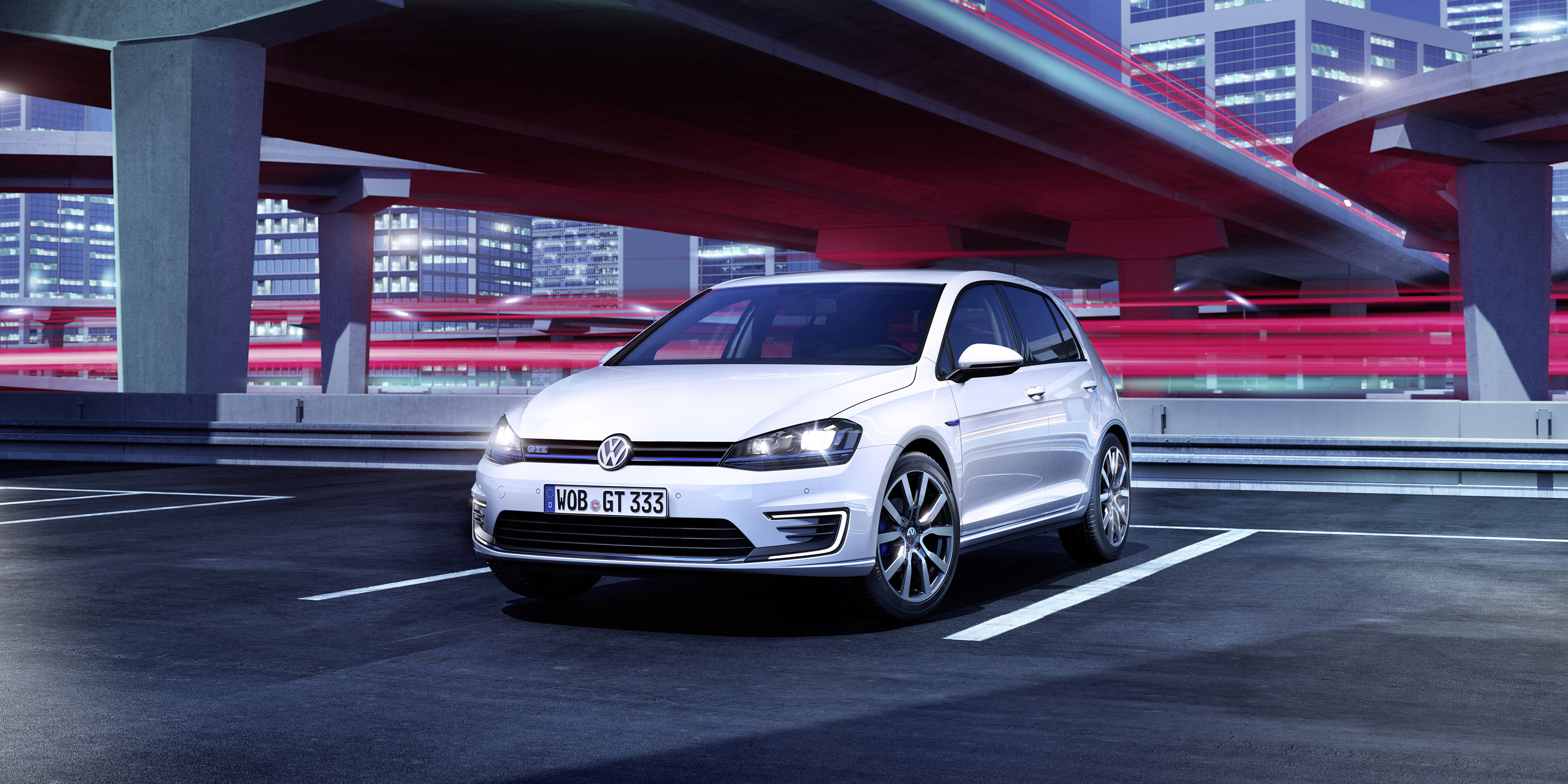 Volkswagen Golf GTE photo #1