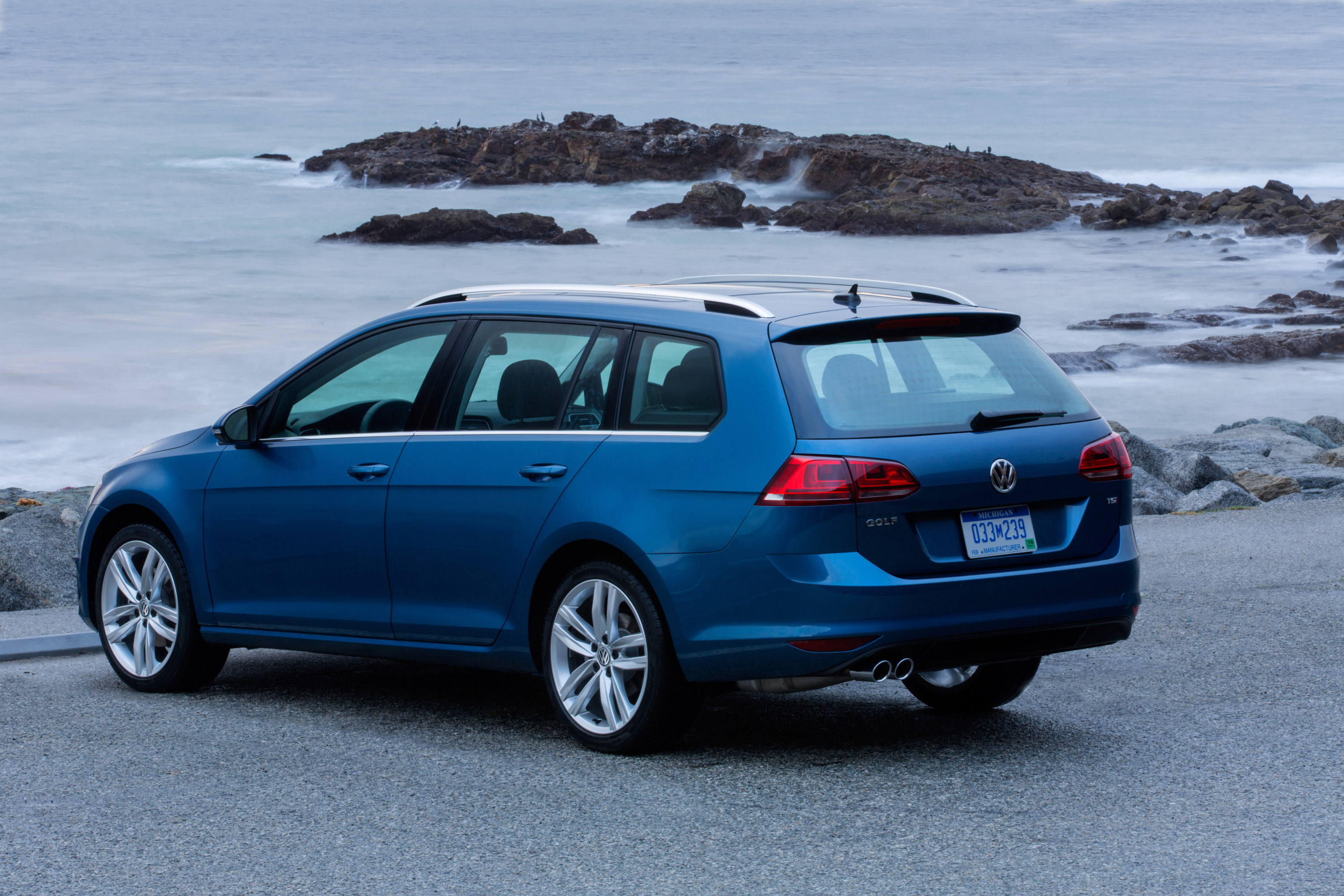 Volkswagen Golf SportWagen photo #20