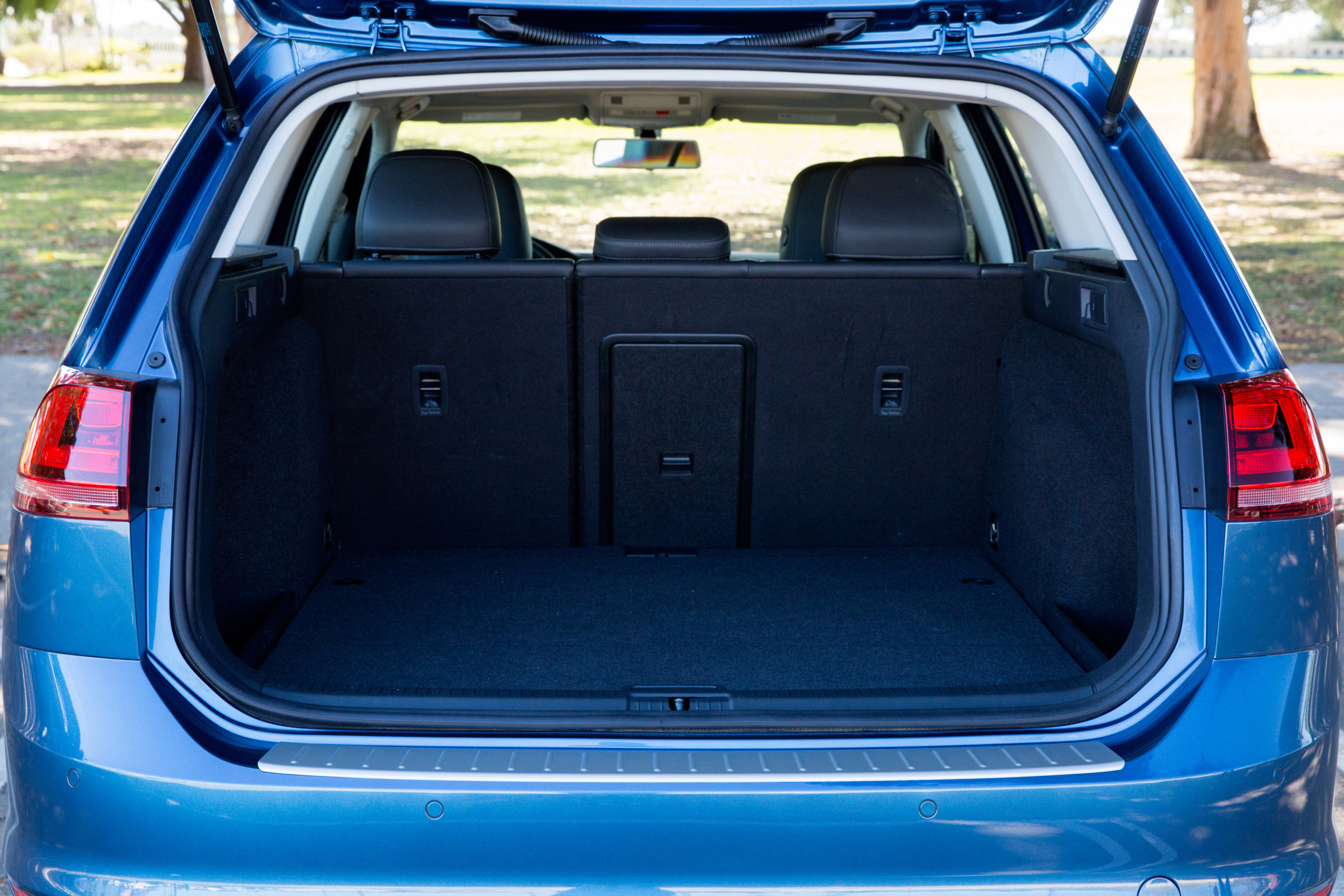 Volkswagen Golf SportWagen photo #40