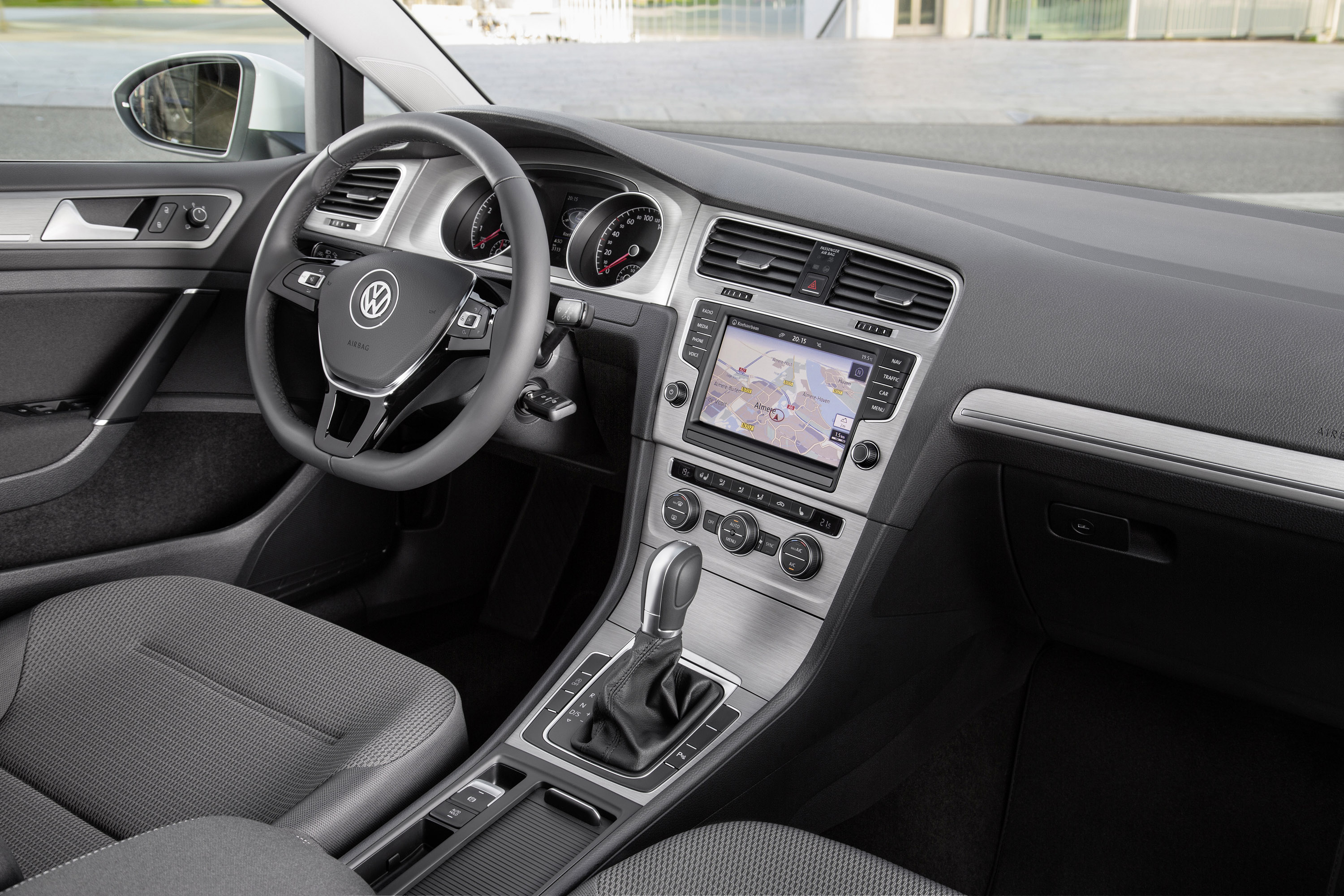 Volkswagen Golf TSI BlueMotion photo #25