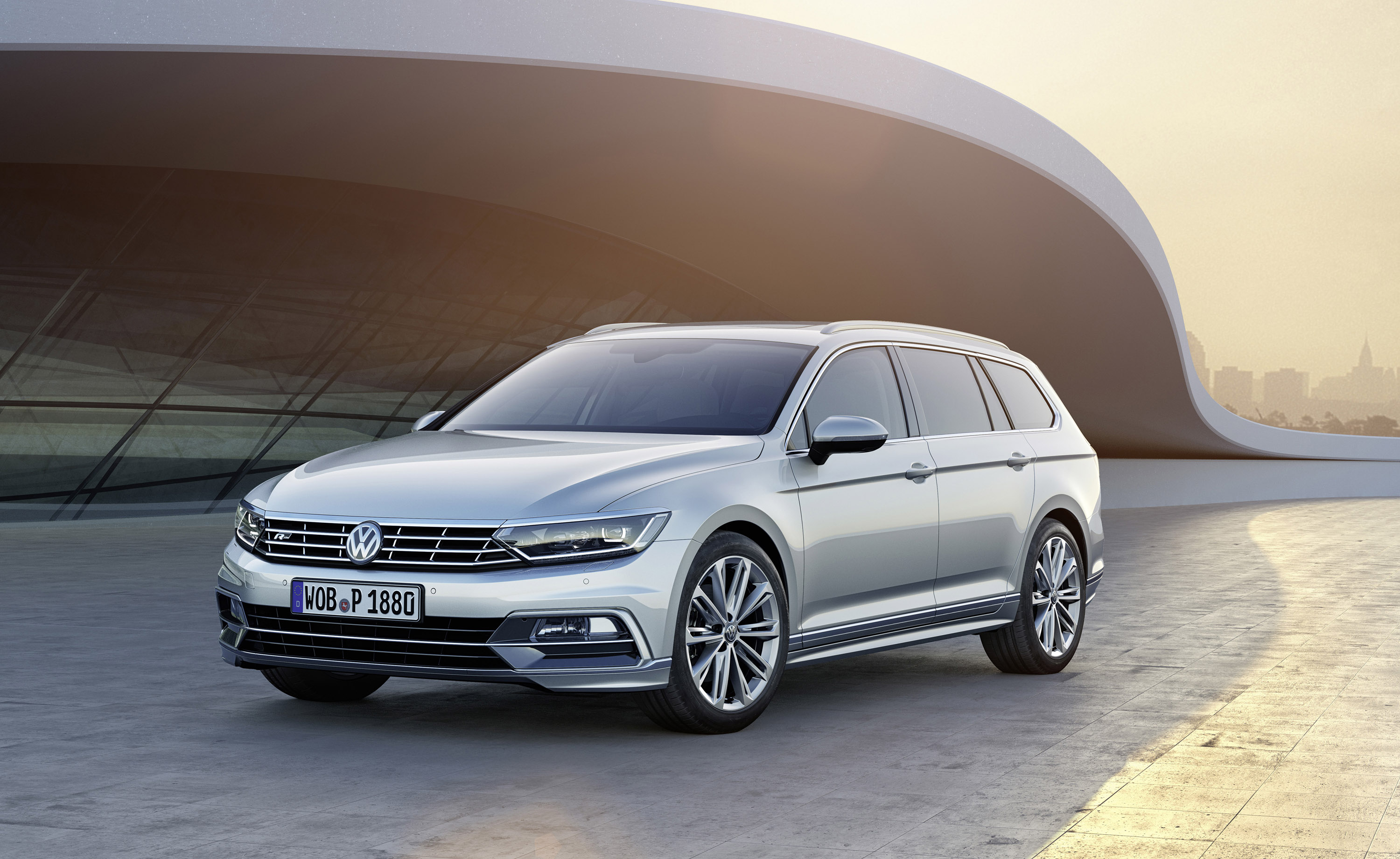 Volkswagen Passat Variant photo #2