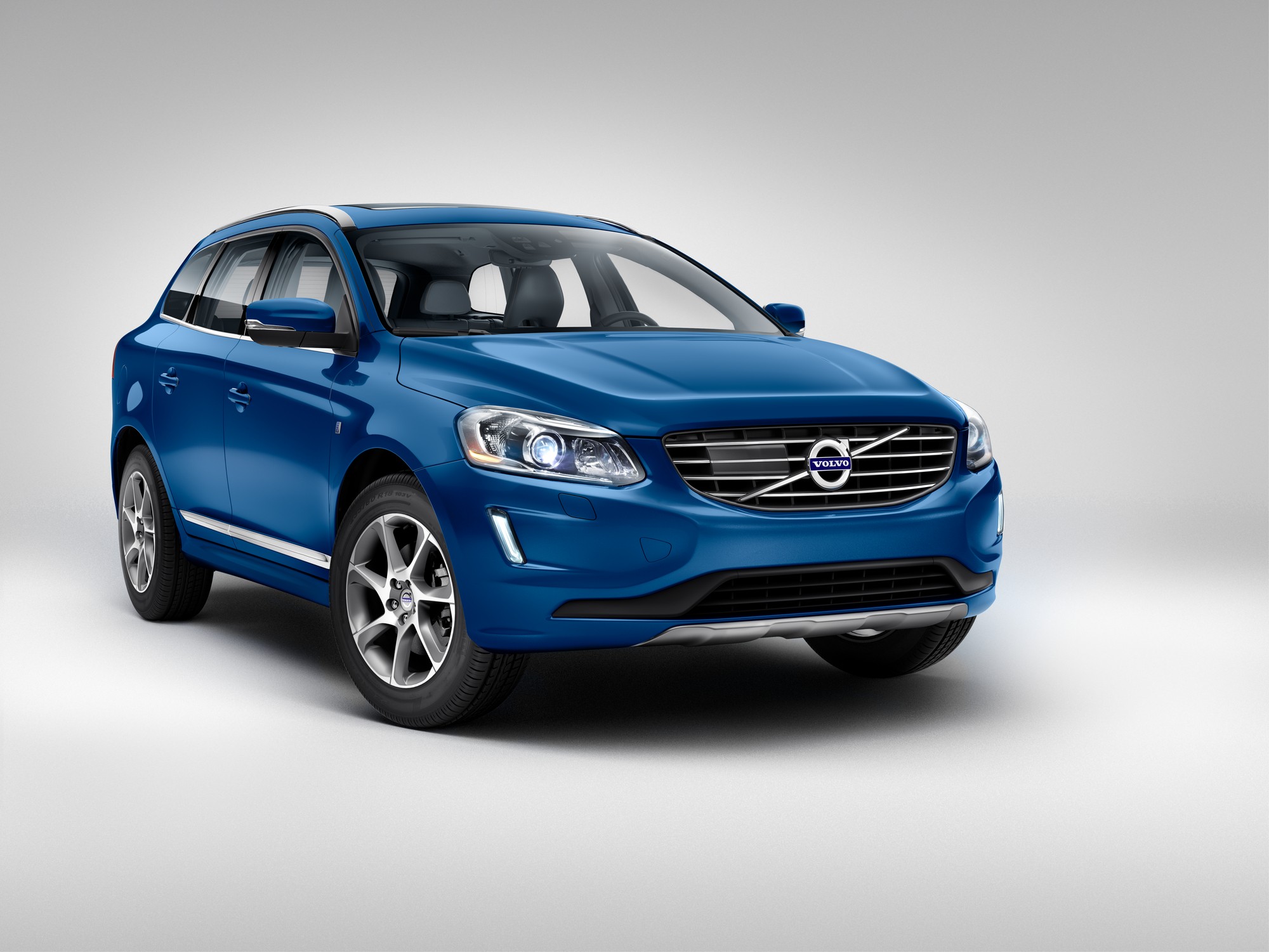 Volvo XC60 Ocean Race Limited Edition photo #1