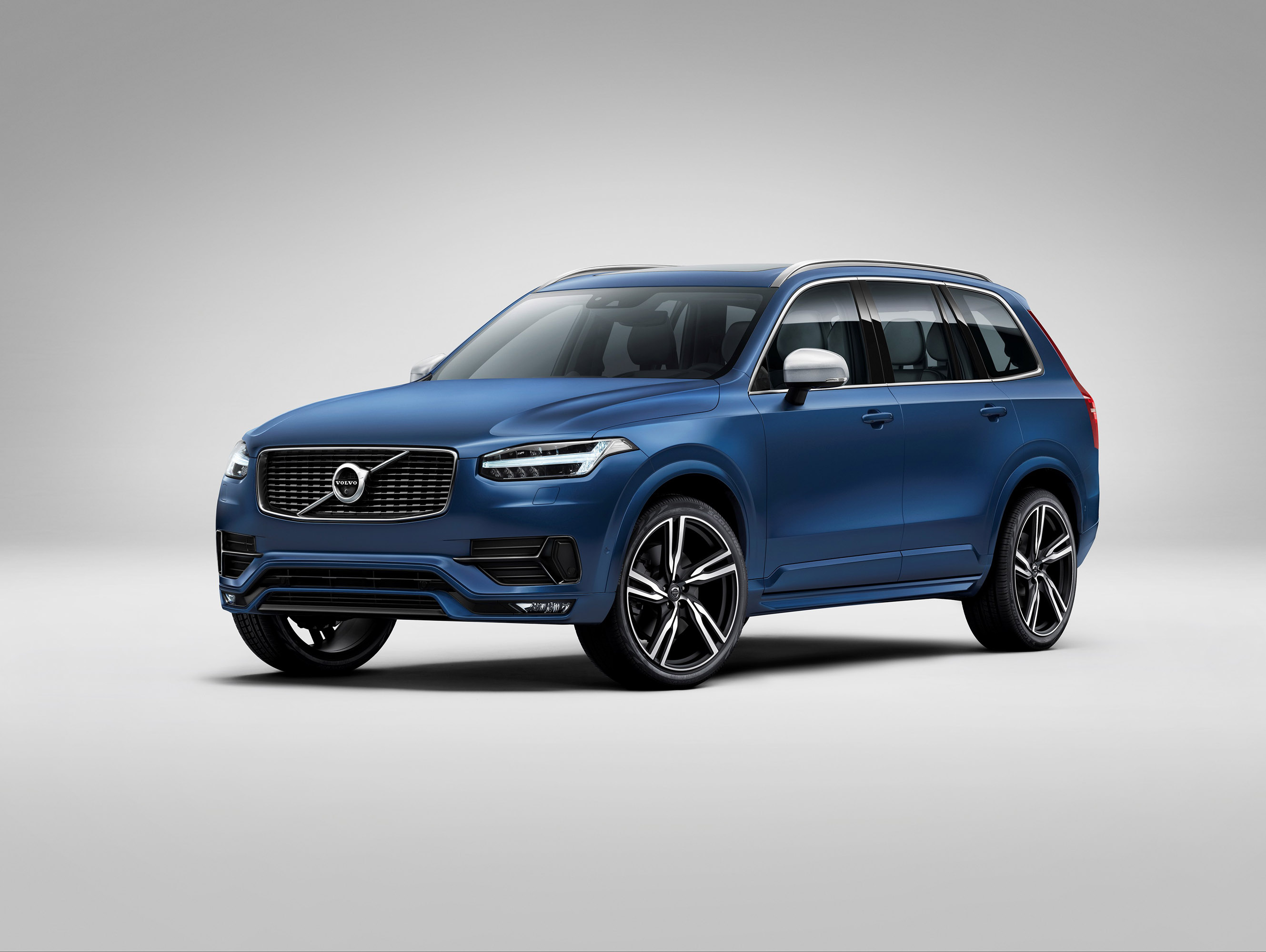 Volvo XC90 R-Design photo #1