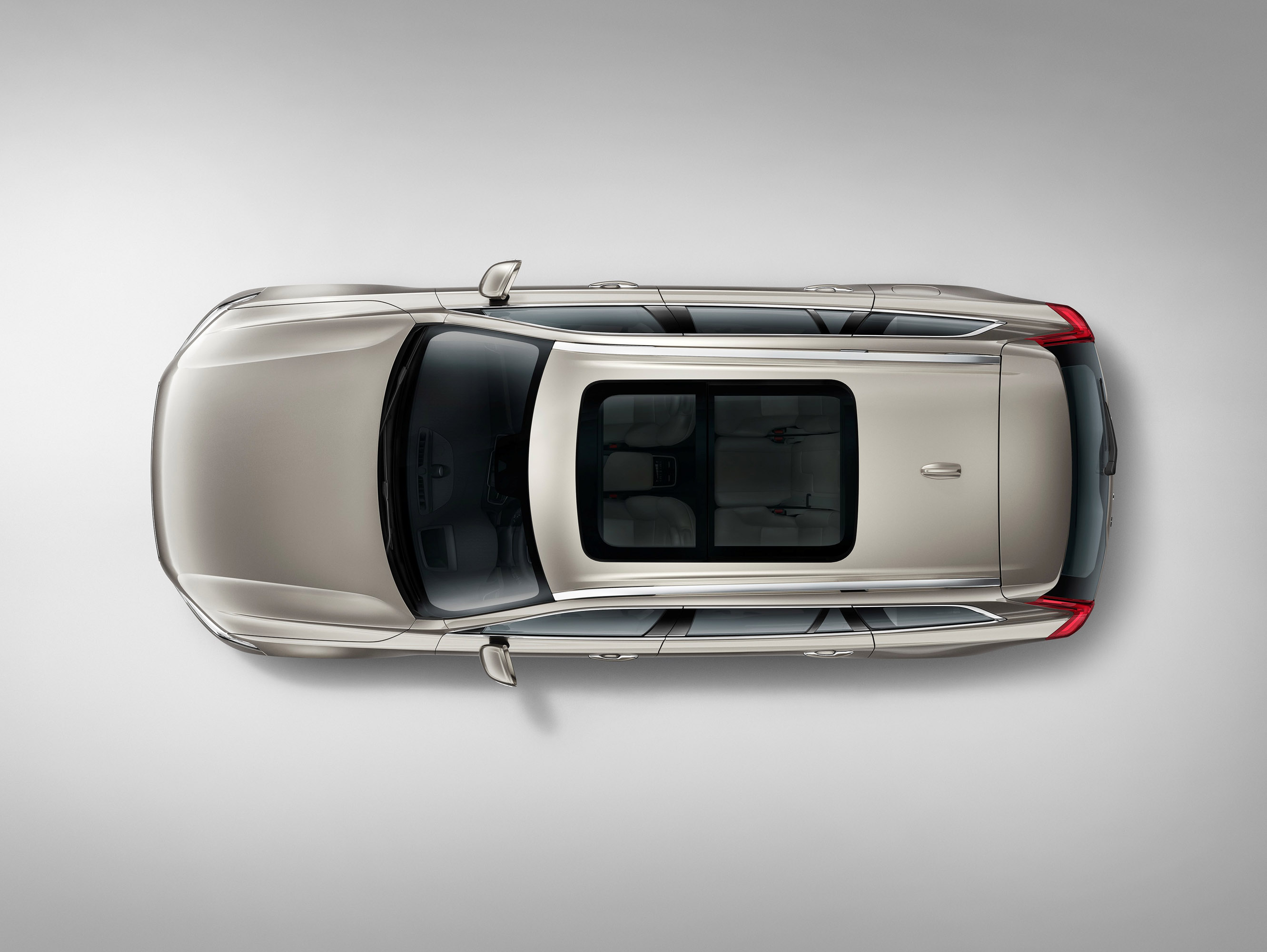 Volvo XC90 photo #28