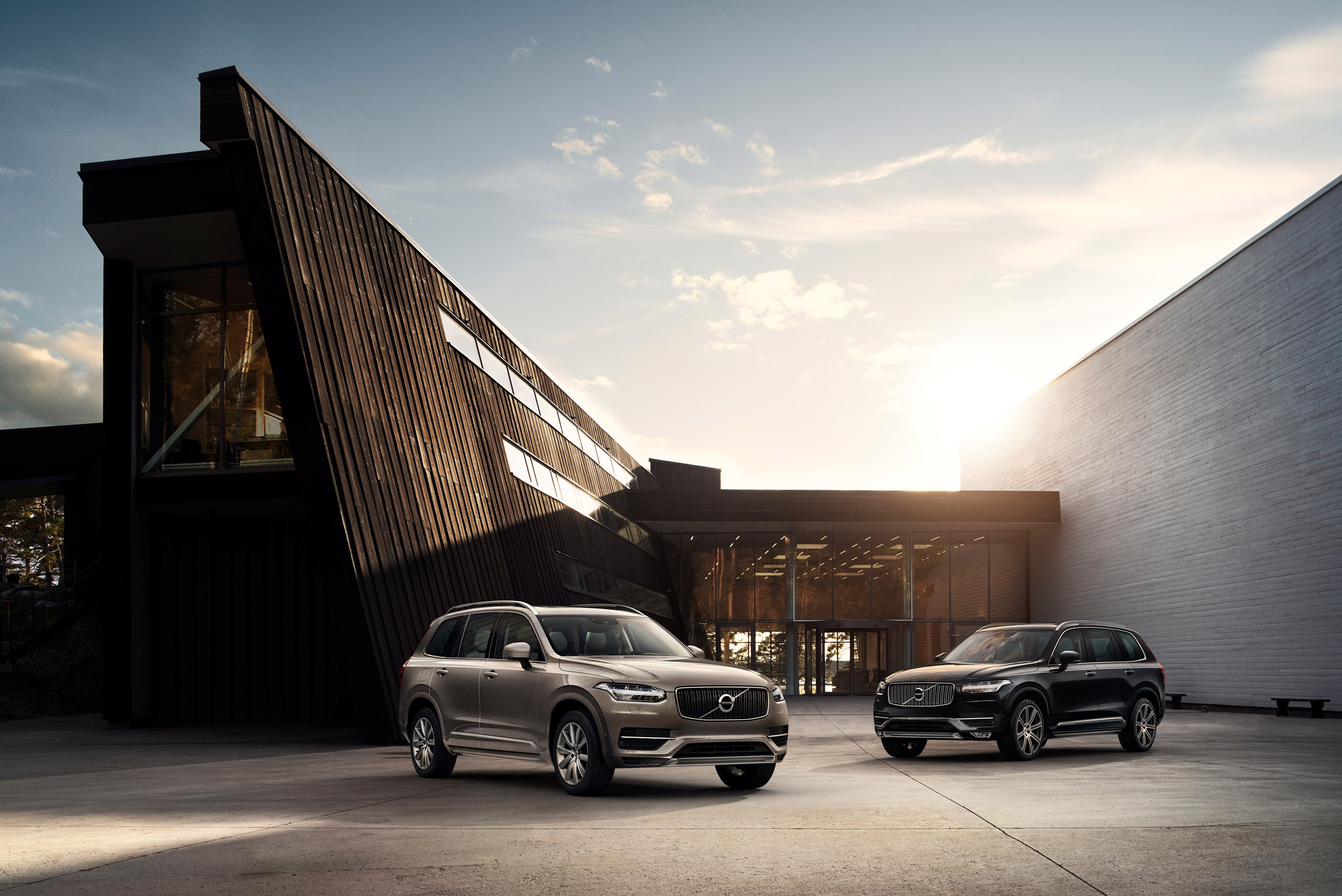 Volvo XC90 photo #35