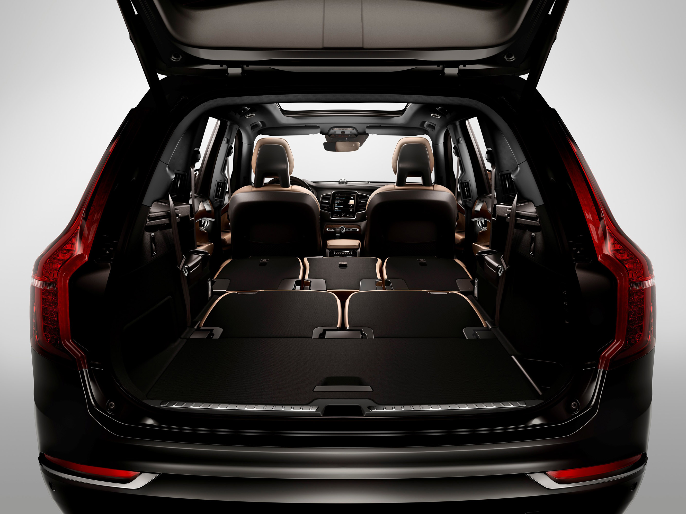 Volvo XC90 photo #42