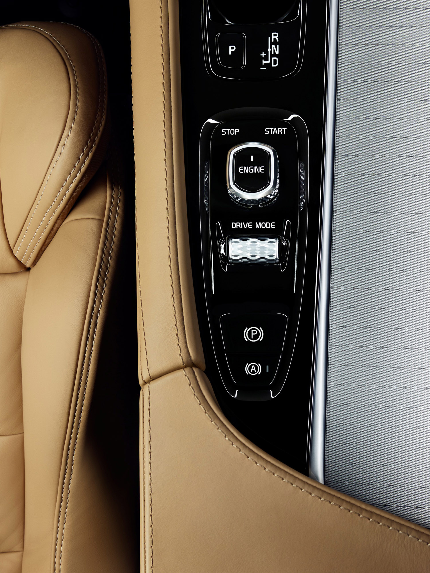 Volvo XC90 photo #48