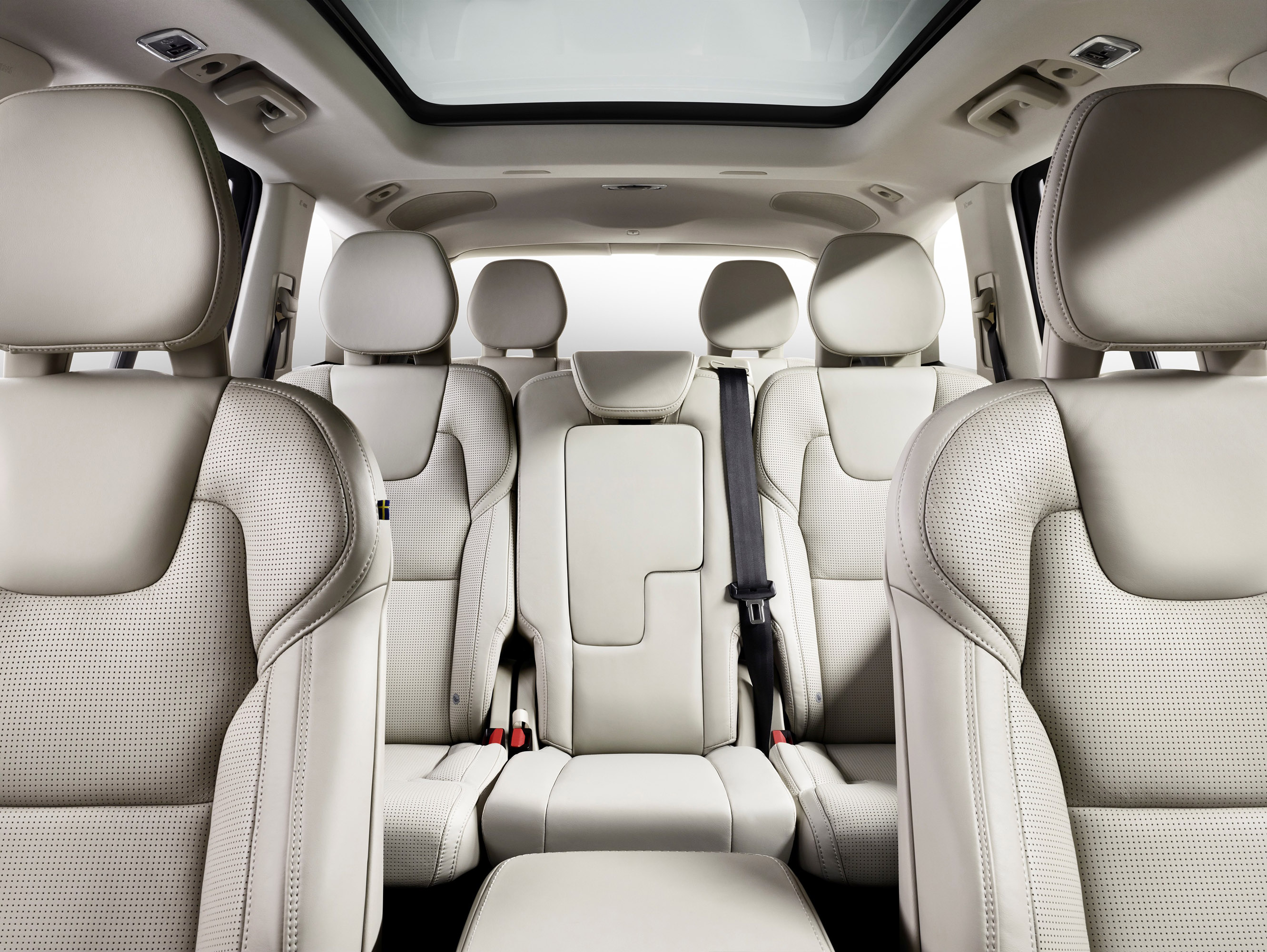 Volvo XC90 photo #51
