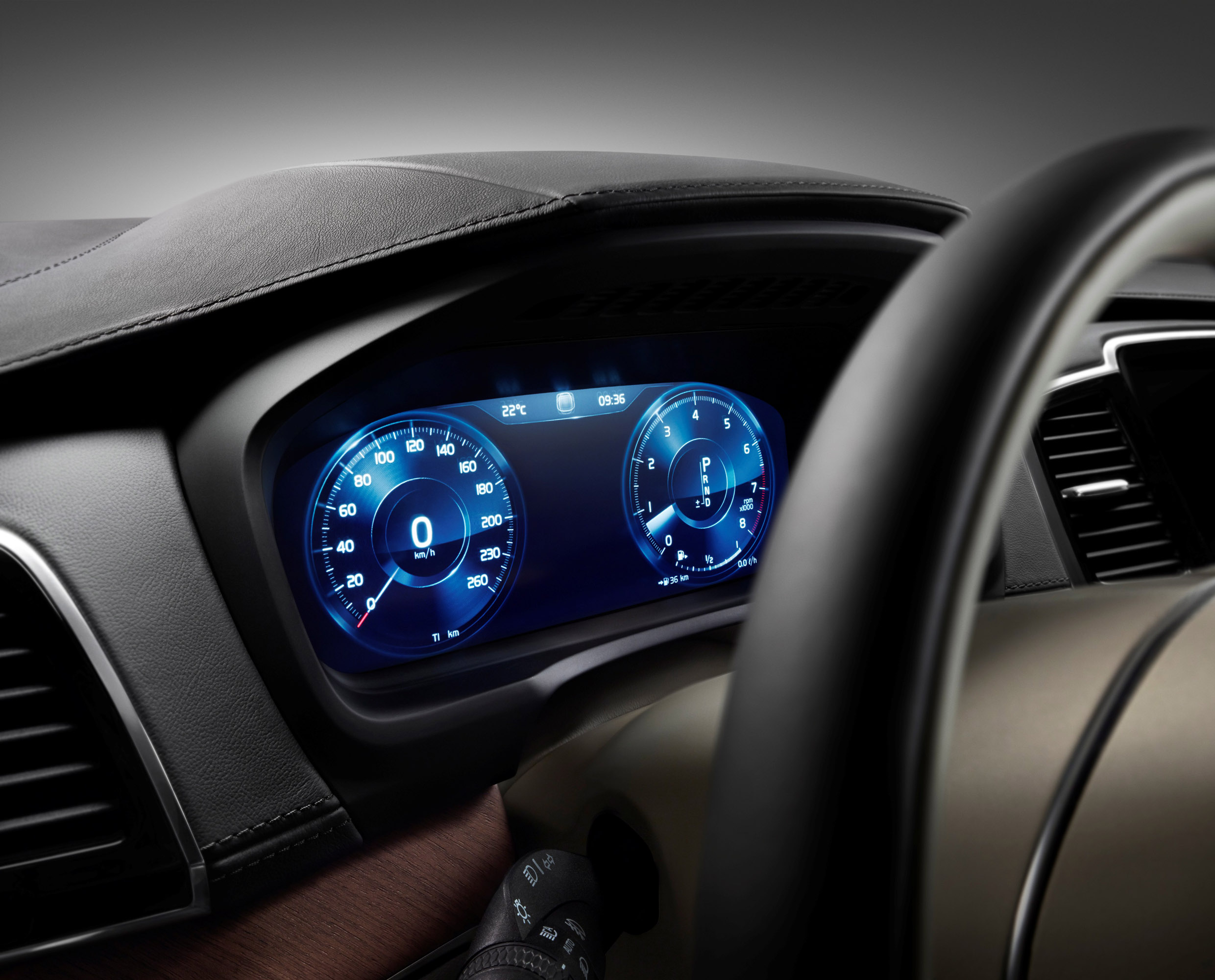 Volvo XC90 photo #73