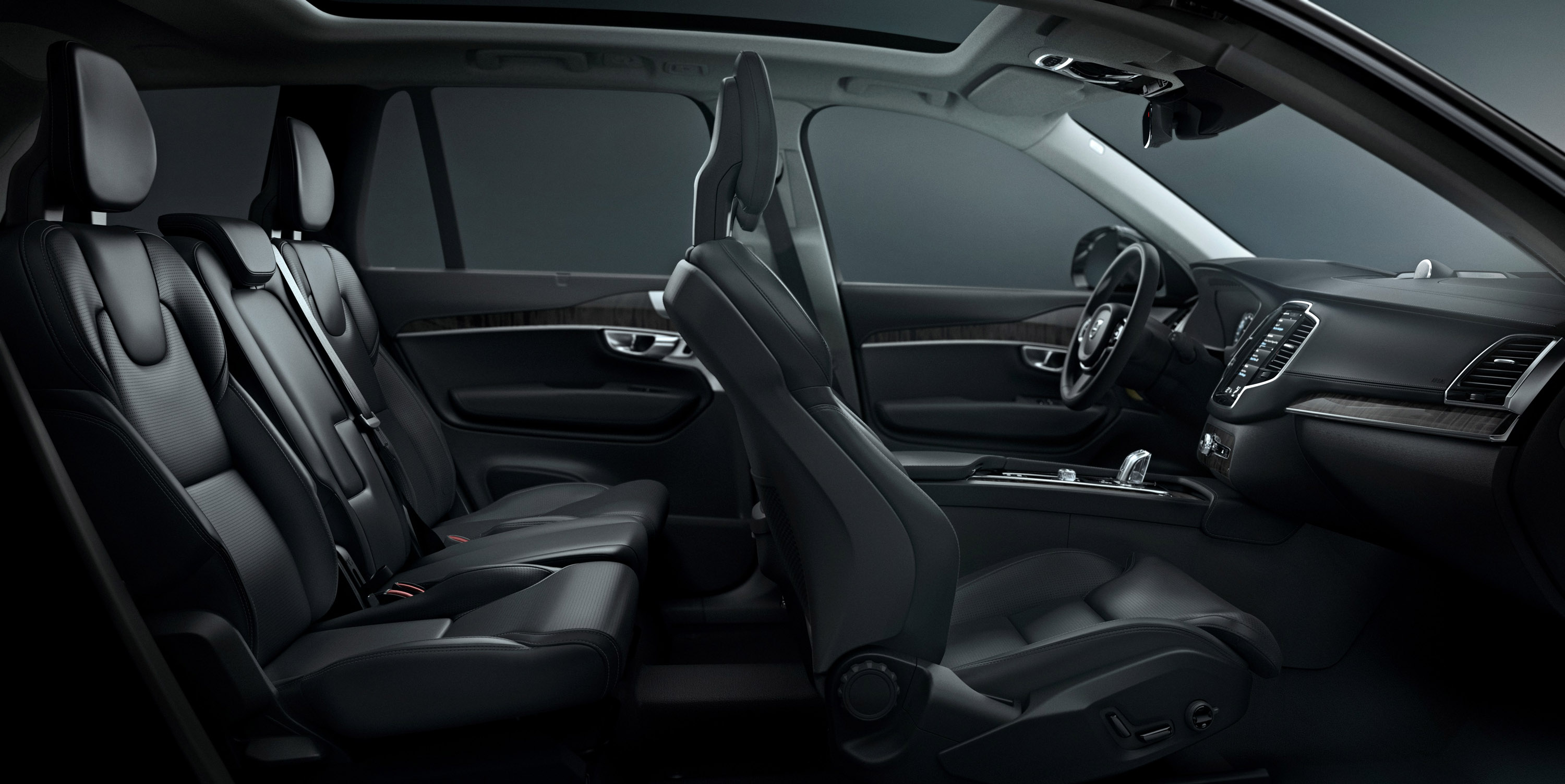Volvo XC90 photo #77