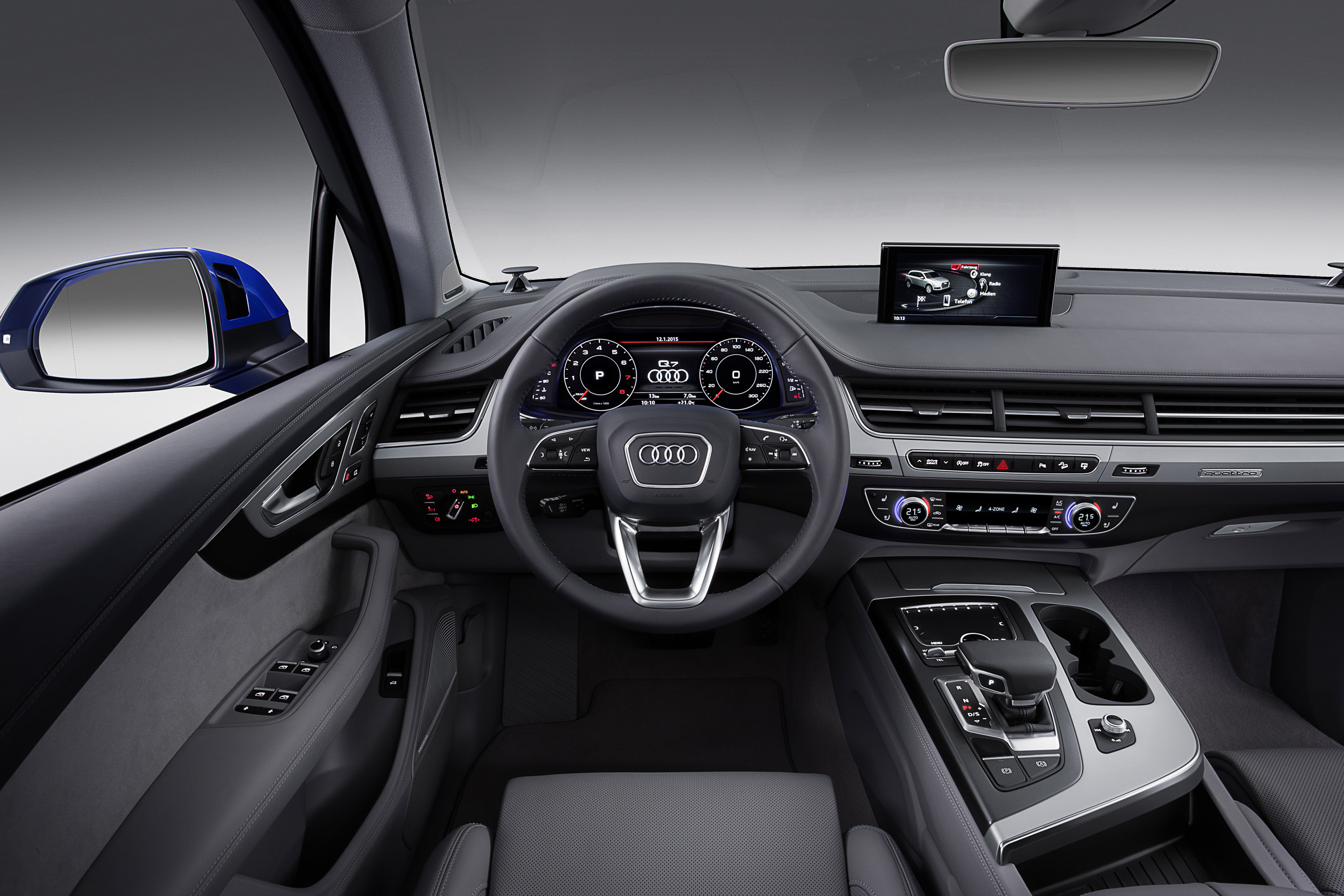 Audi Q7 photo #19