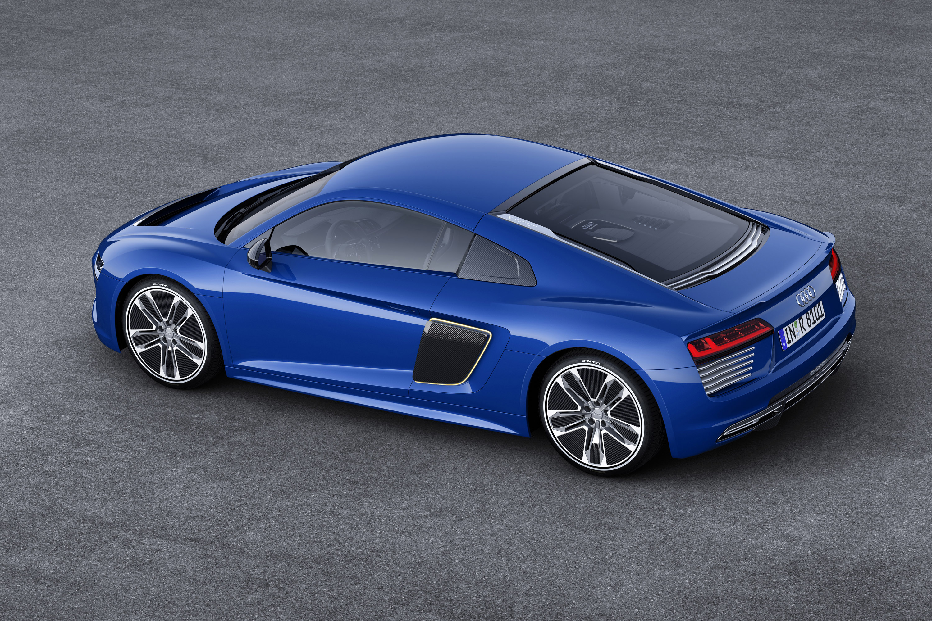 Audi R8 e-tron photo #8
