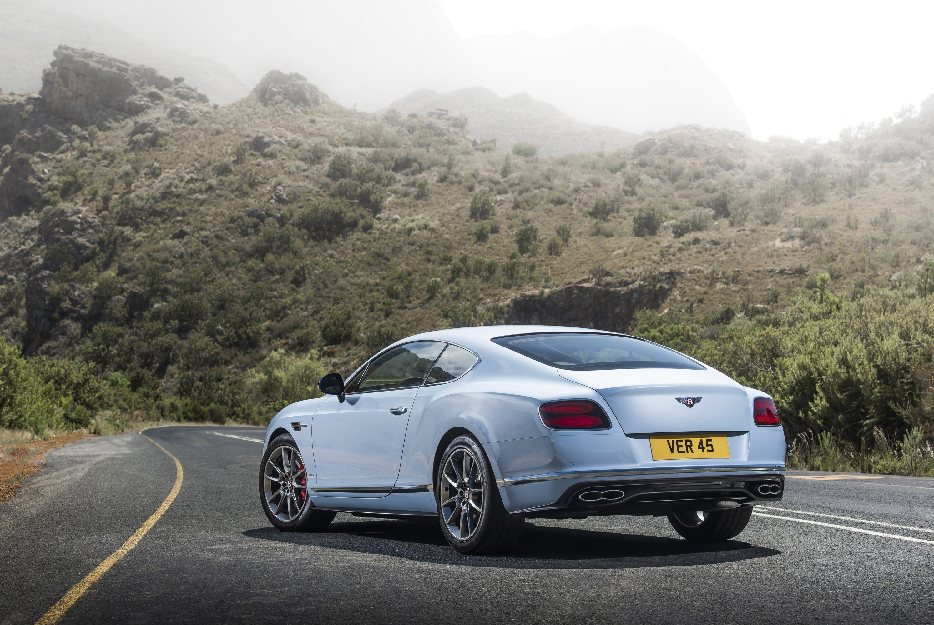 Bentley Continental GT photo #22
