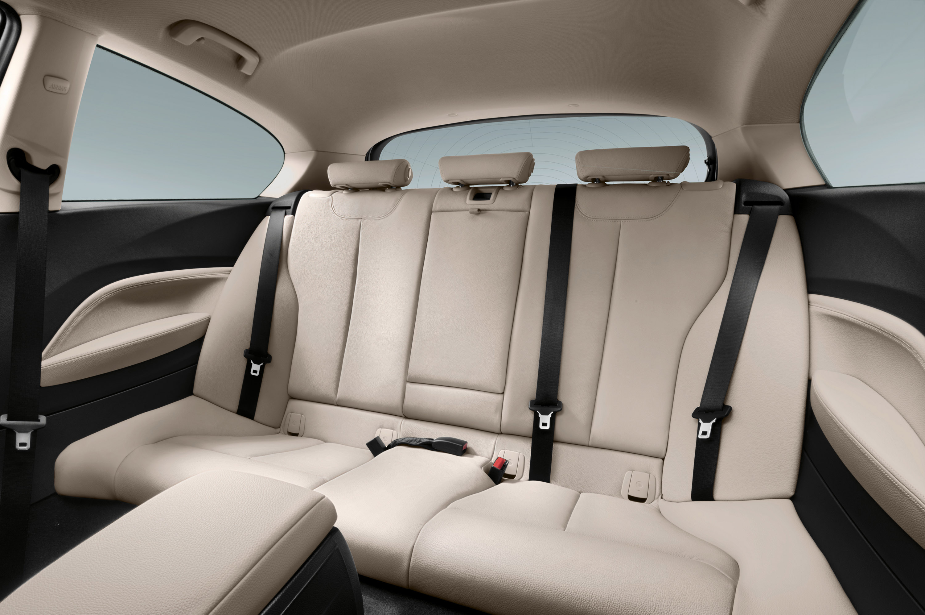BMW 1-Series 3-door photo #35