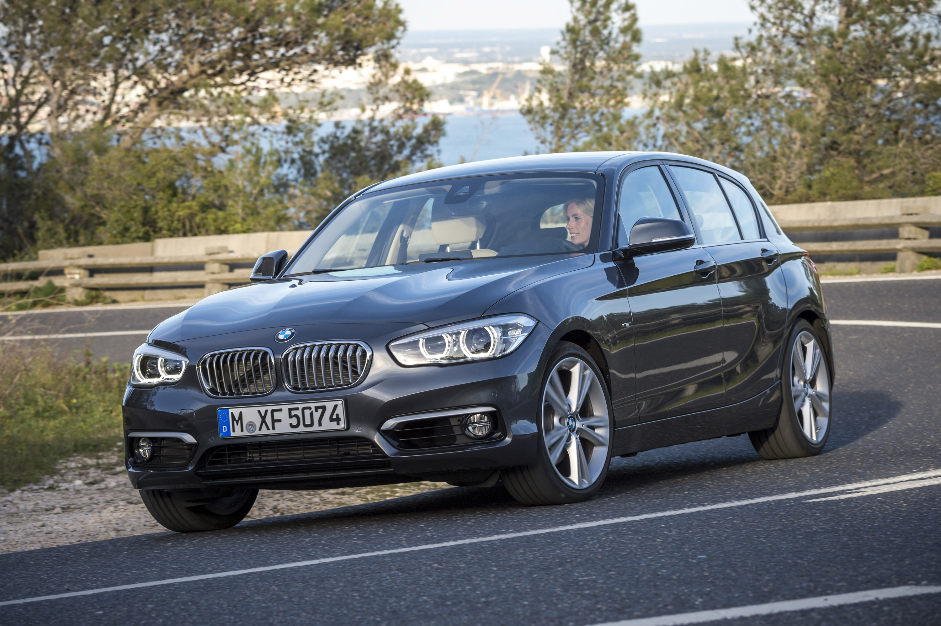 BMW 1-Series Urban Line photo #27