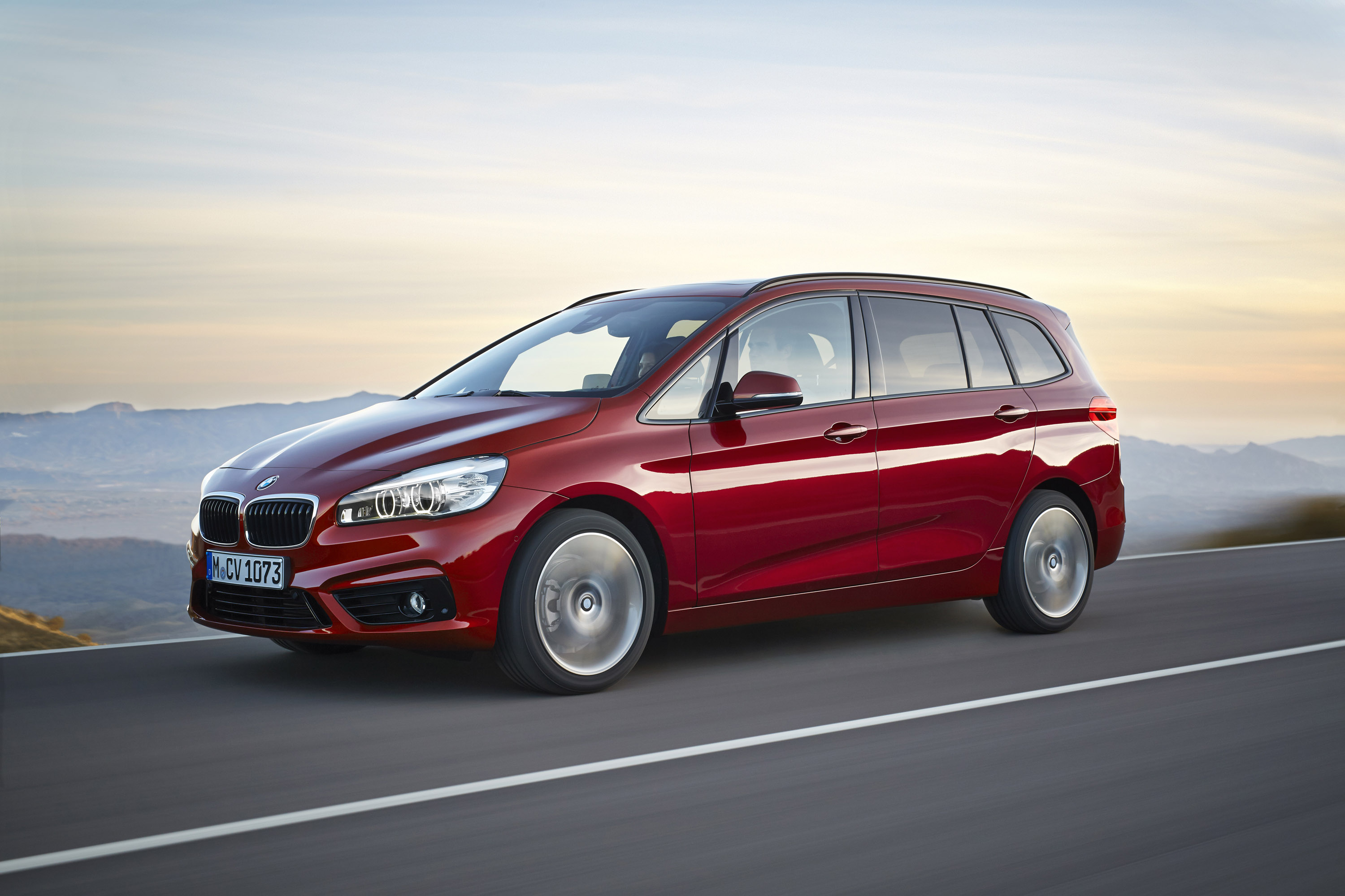 BMW 2-Series Gran Tourer photo #1