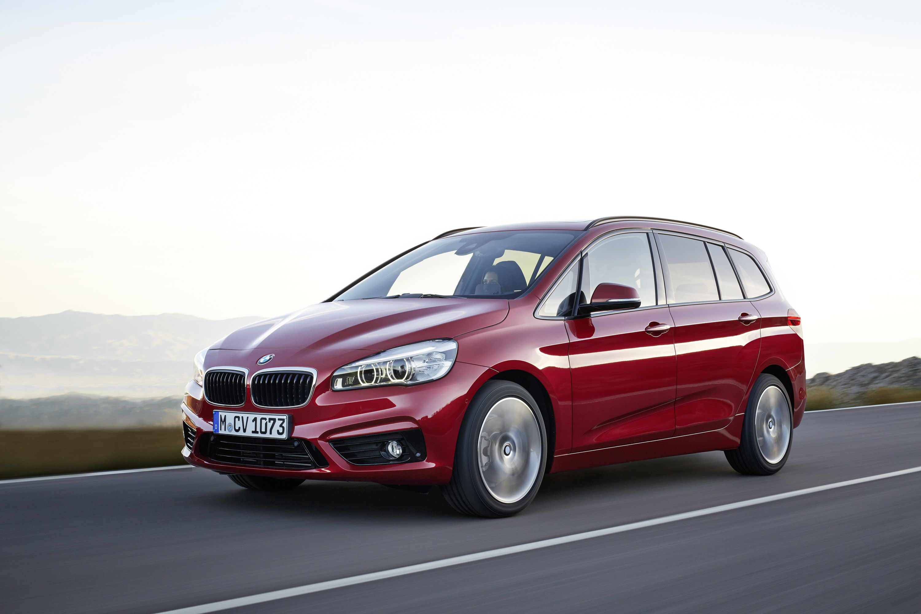 BMW 2-Series Gran Tourer photo #3