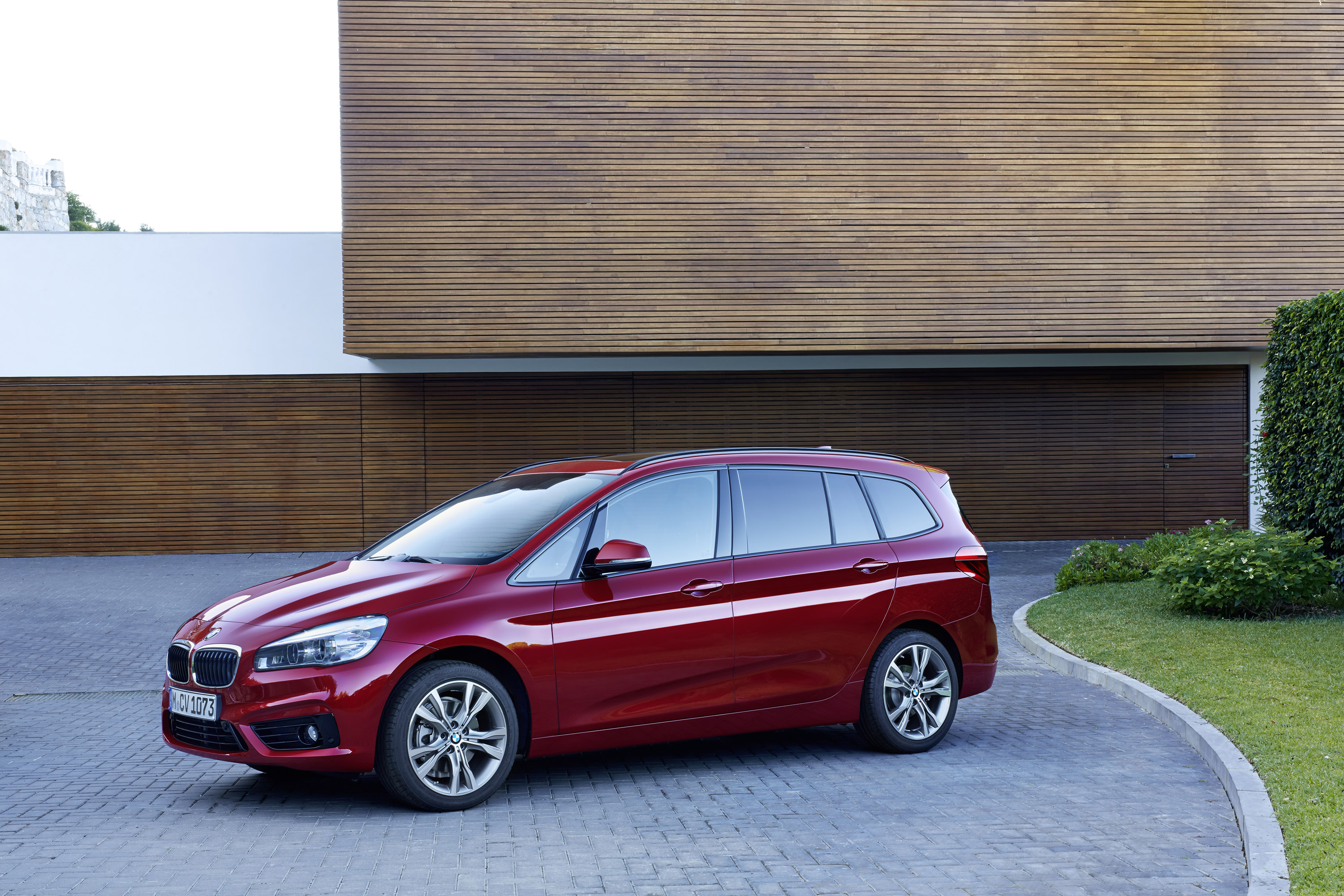 BMW 2-Series Gran Tourer photo #19