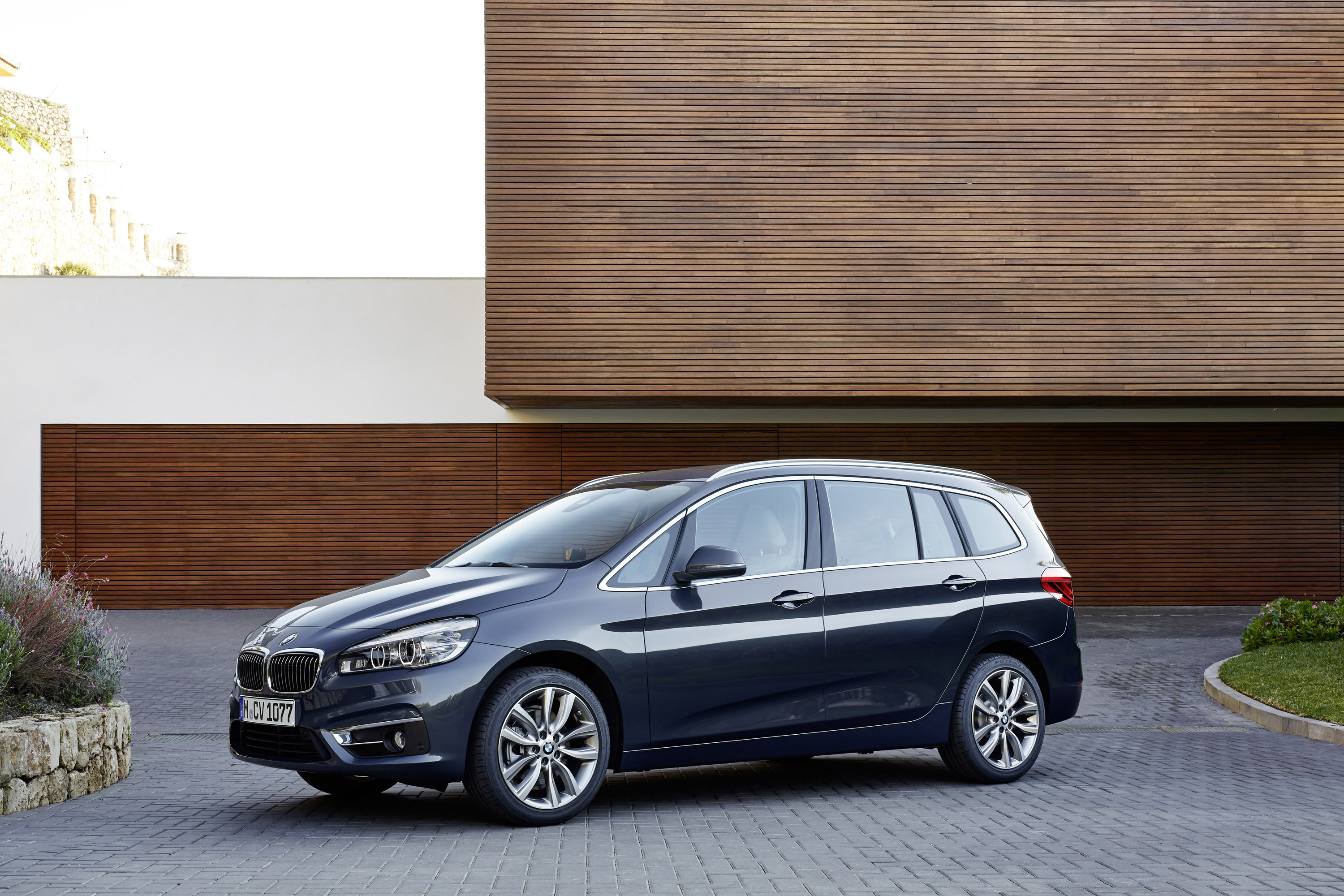 BMW 2-Series Gran Tourer photo #26