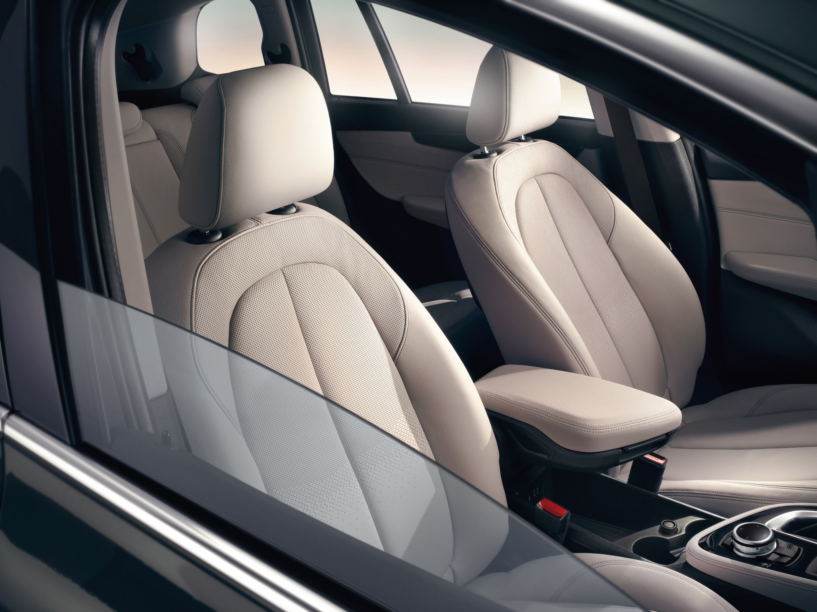 BMW 2-Series Gran Tourer photo #68