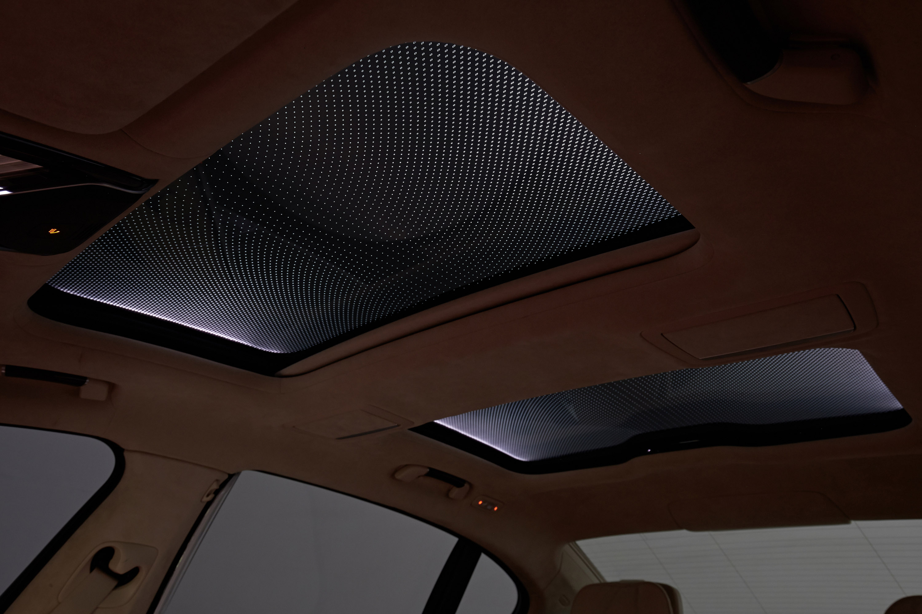 BMW 7-Series UK-Version photo #63