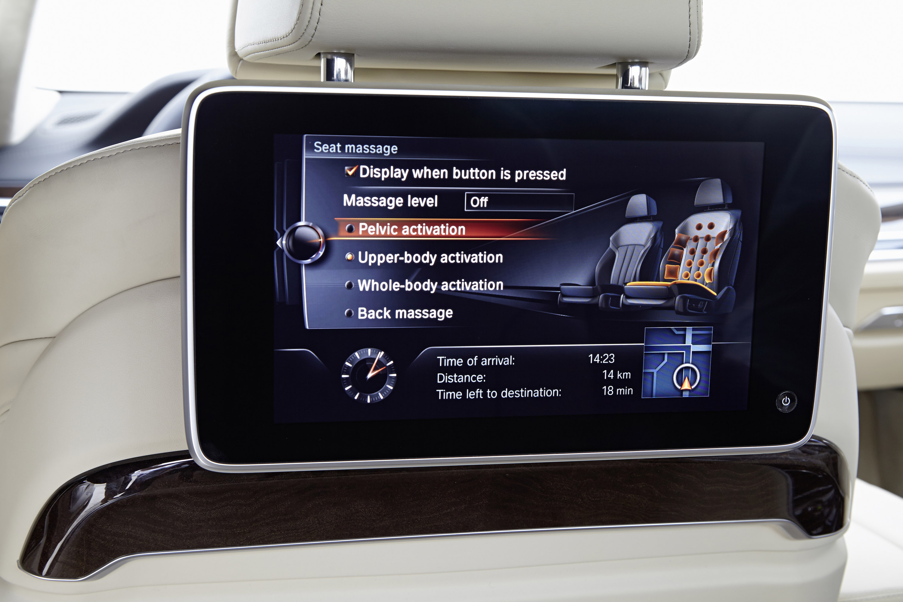 BMW 7-Series UK-Version photo #70
