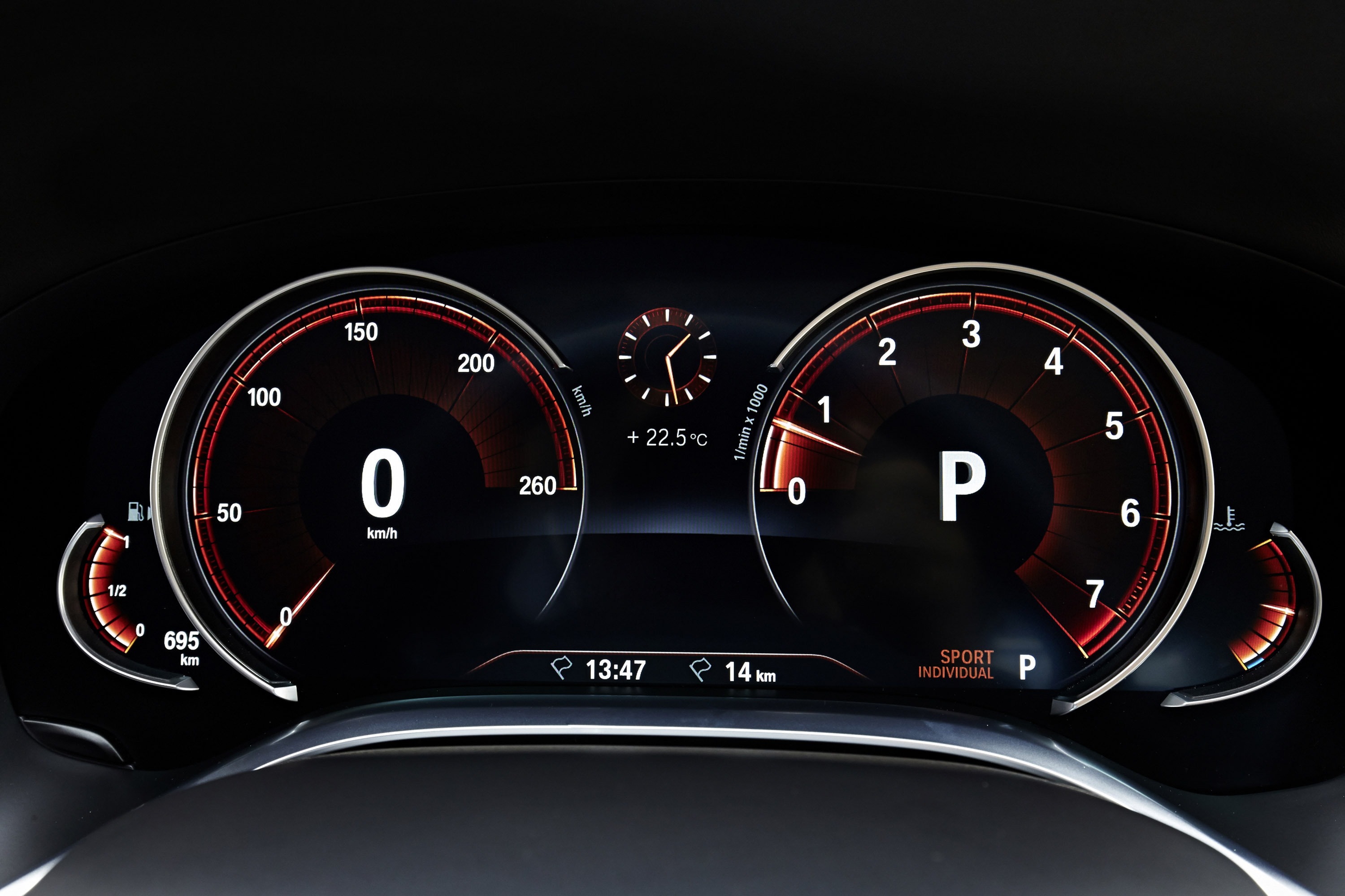 BMW 7-Series UK-Version photo #79