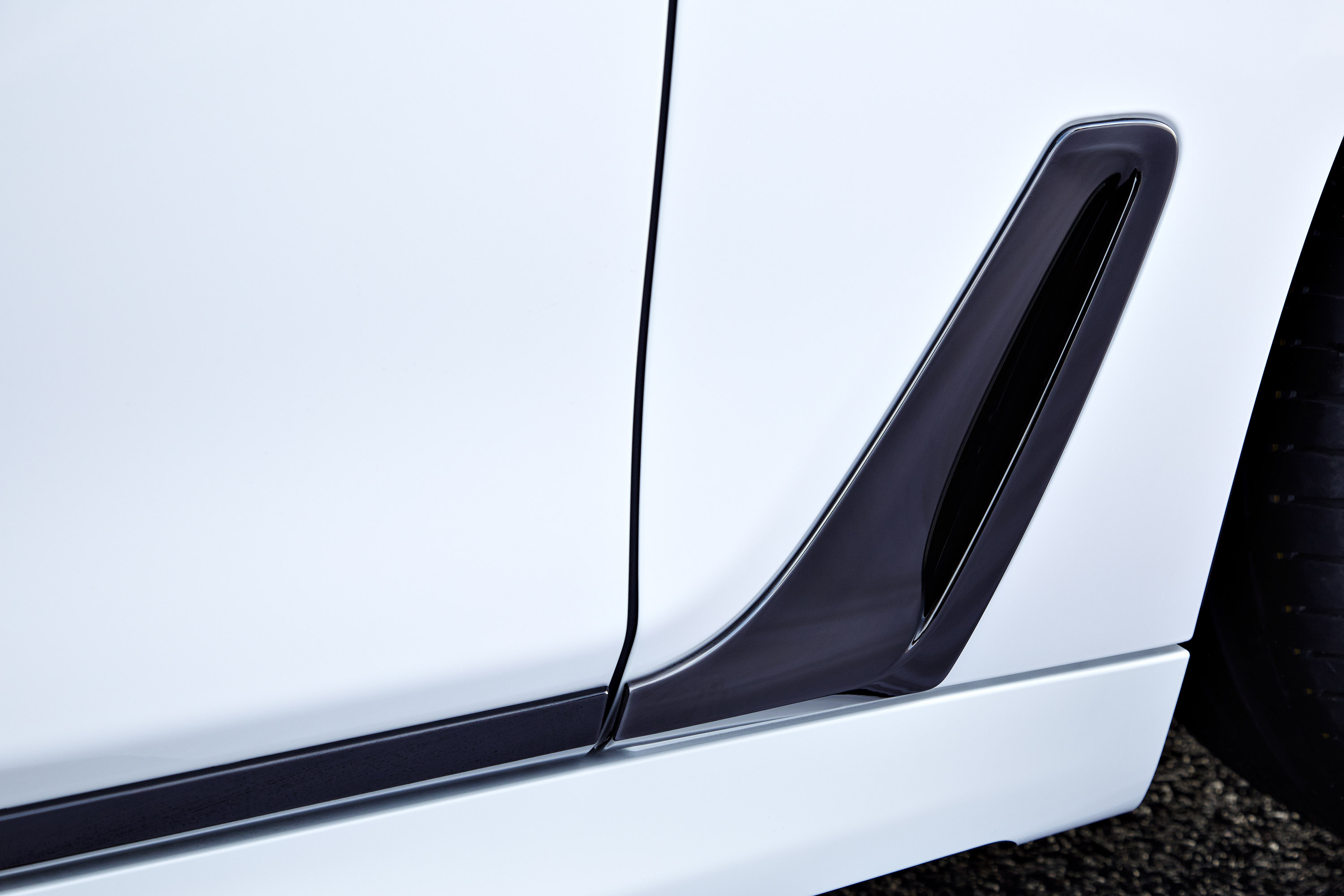 BMW 7-Series photo #44