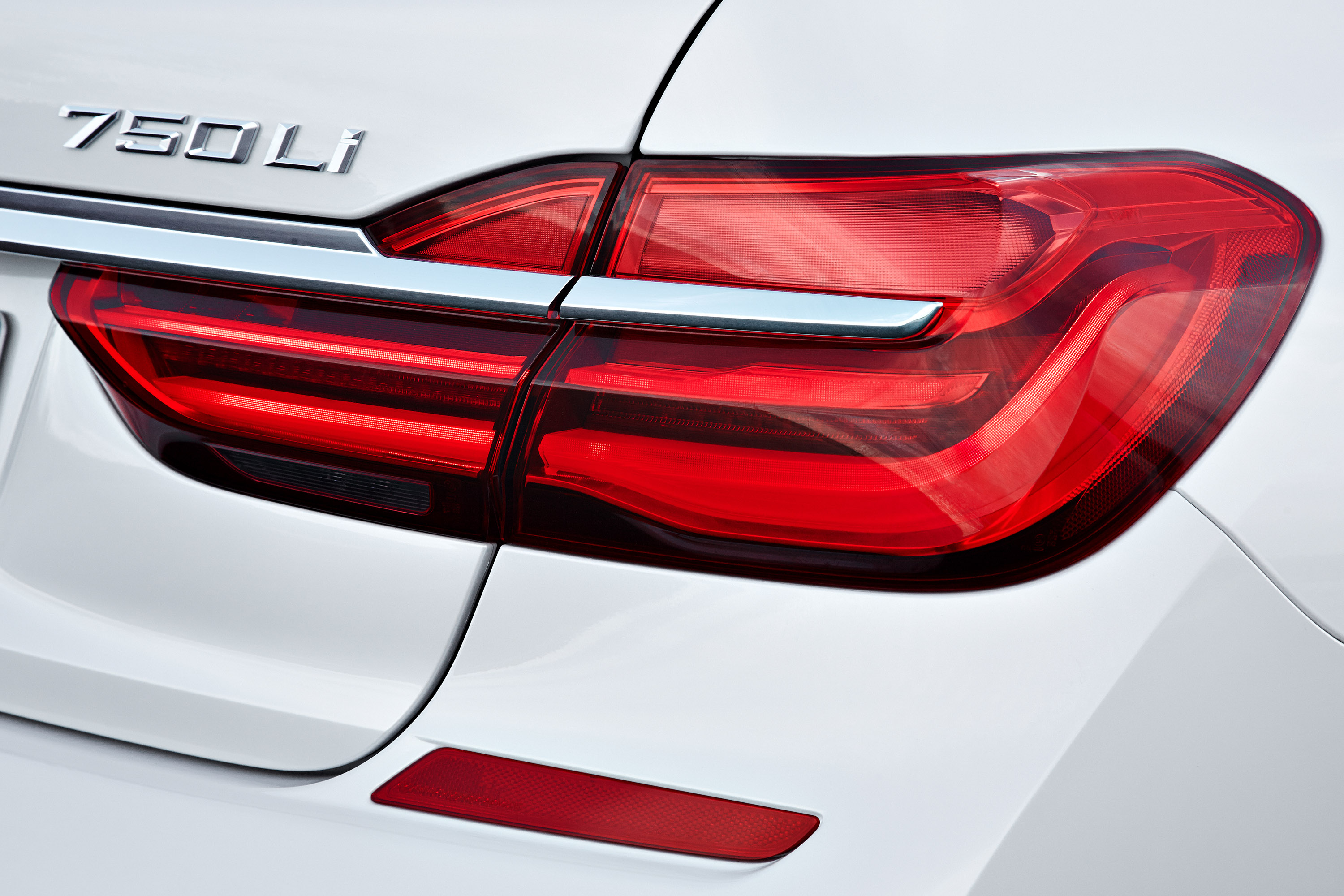 BMW 7-Series photo #46