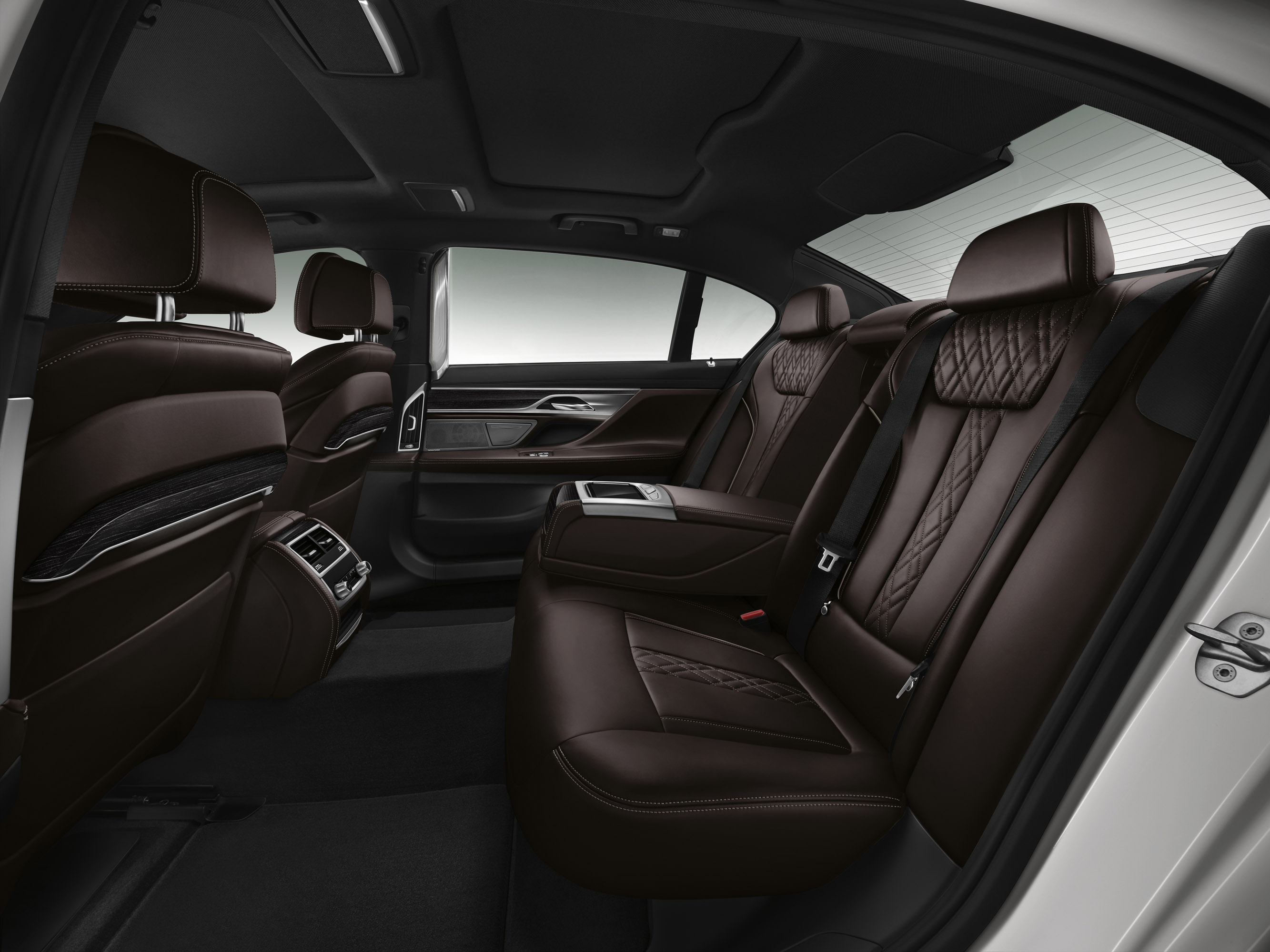 BMW 7-Series photo #50