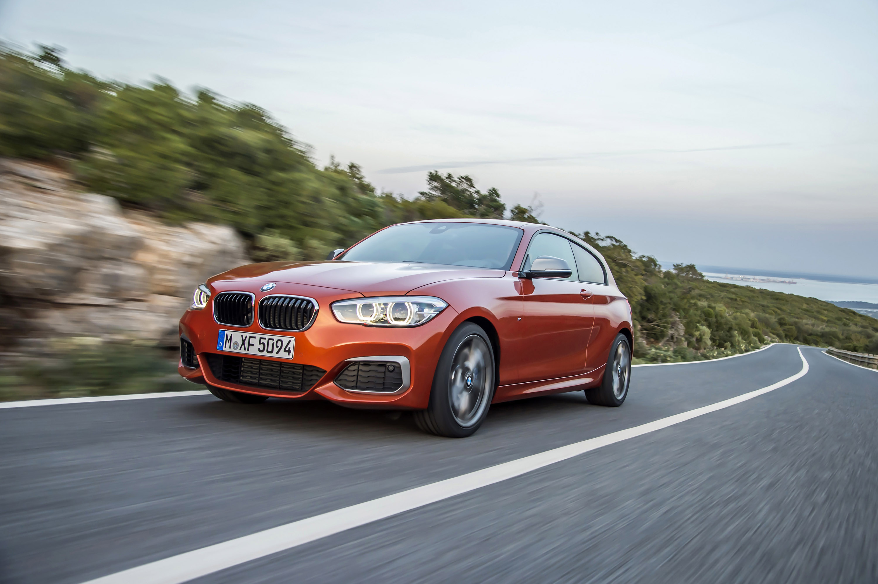BMW M135i photo #18