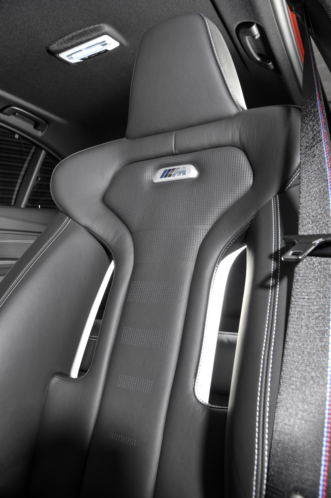 BMW M3 Competition Package photo #18
