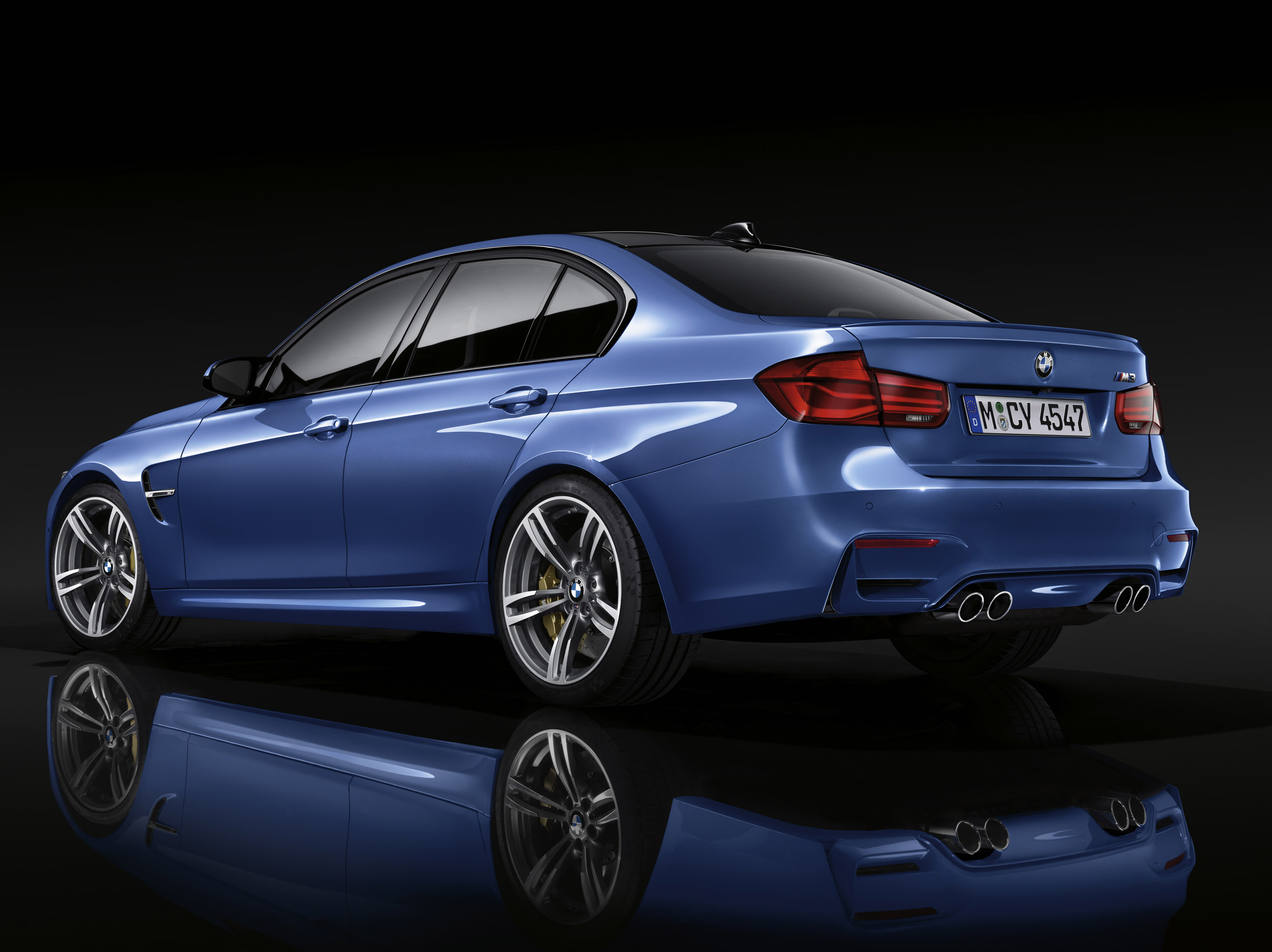 BMW M3 Sedan photo #2