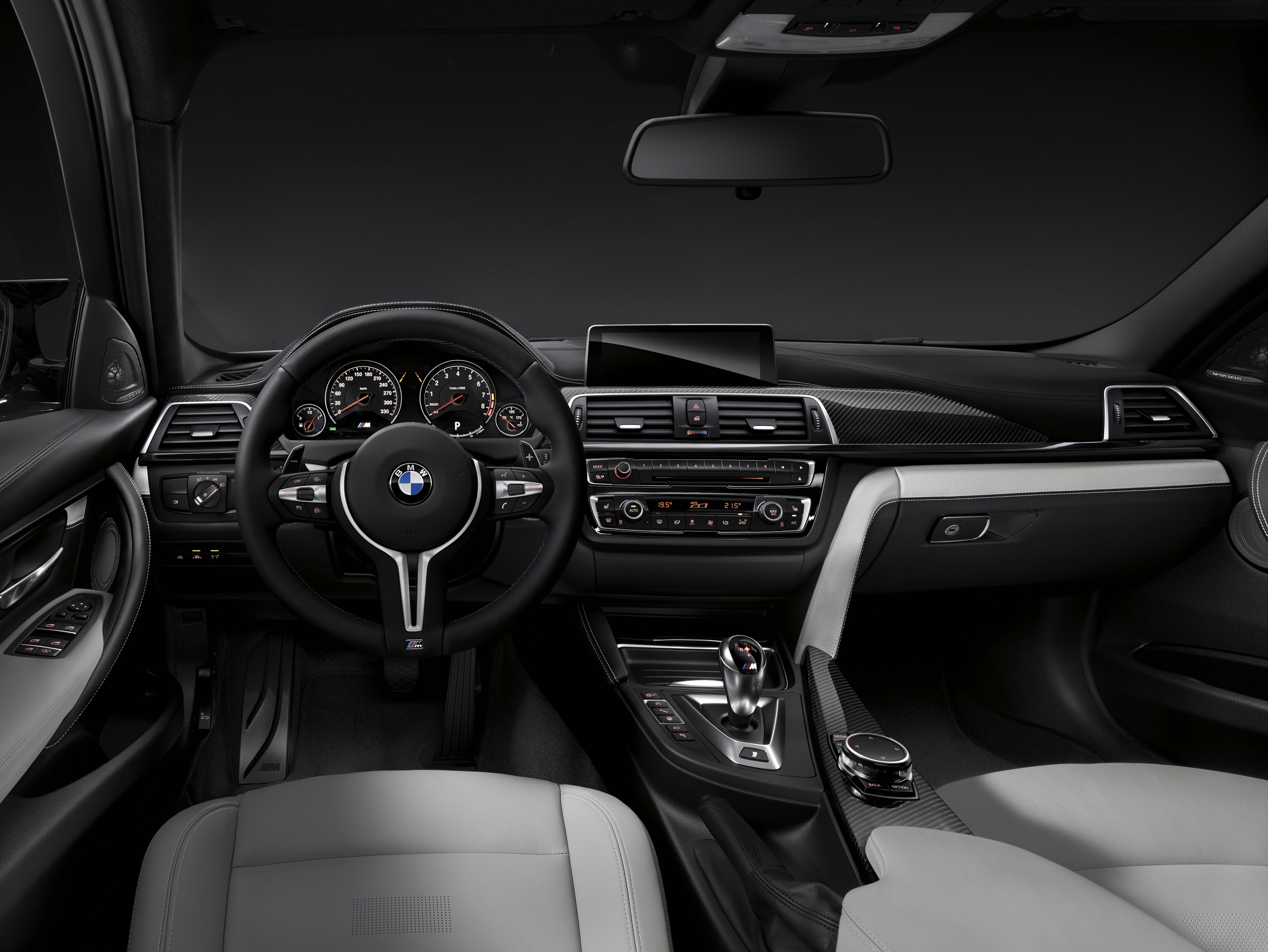 BMW M3 Sedan photo #8