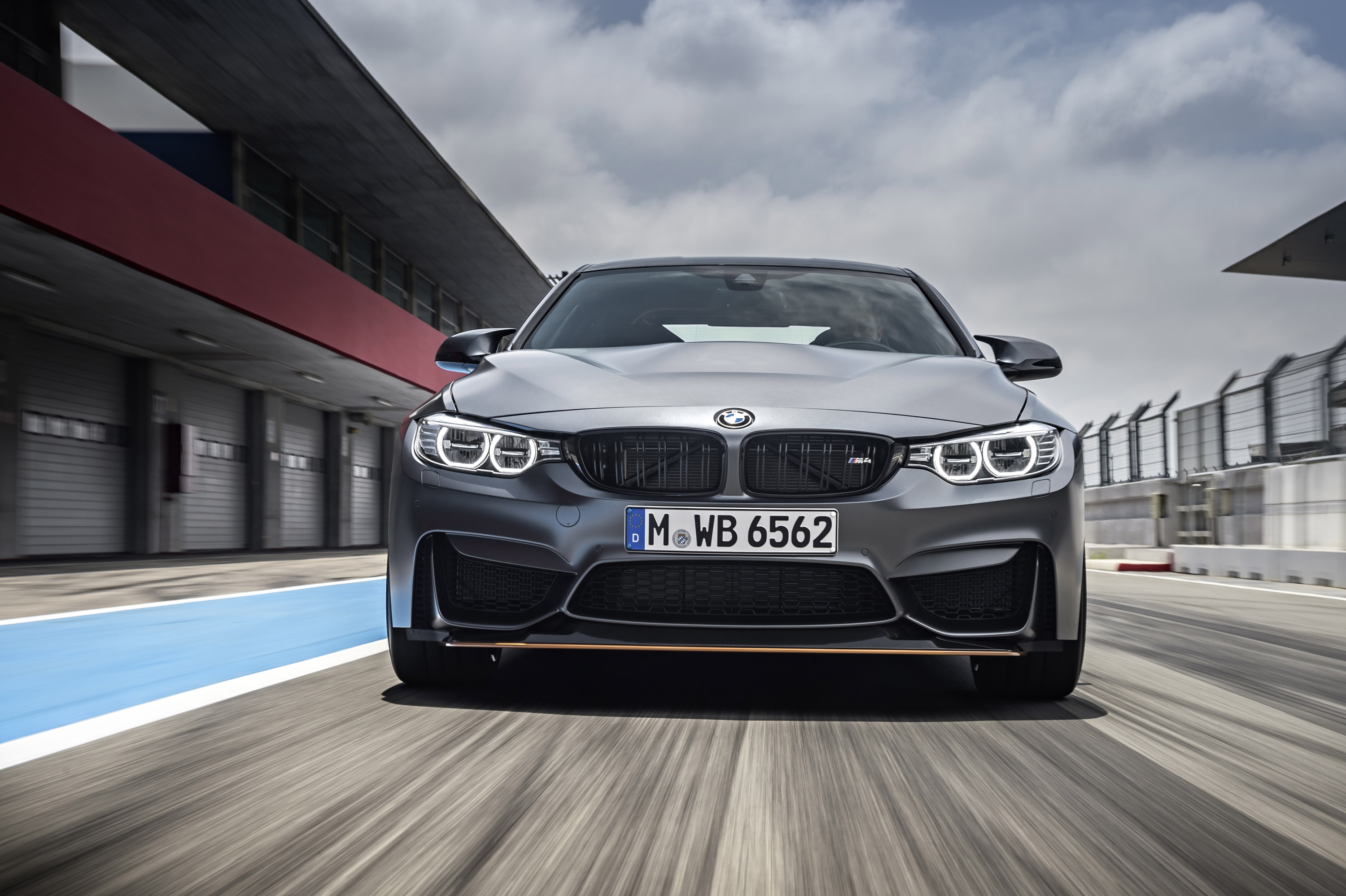 BMW M4 GTS photo #16