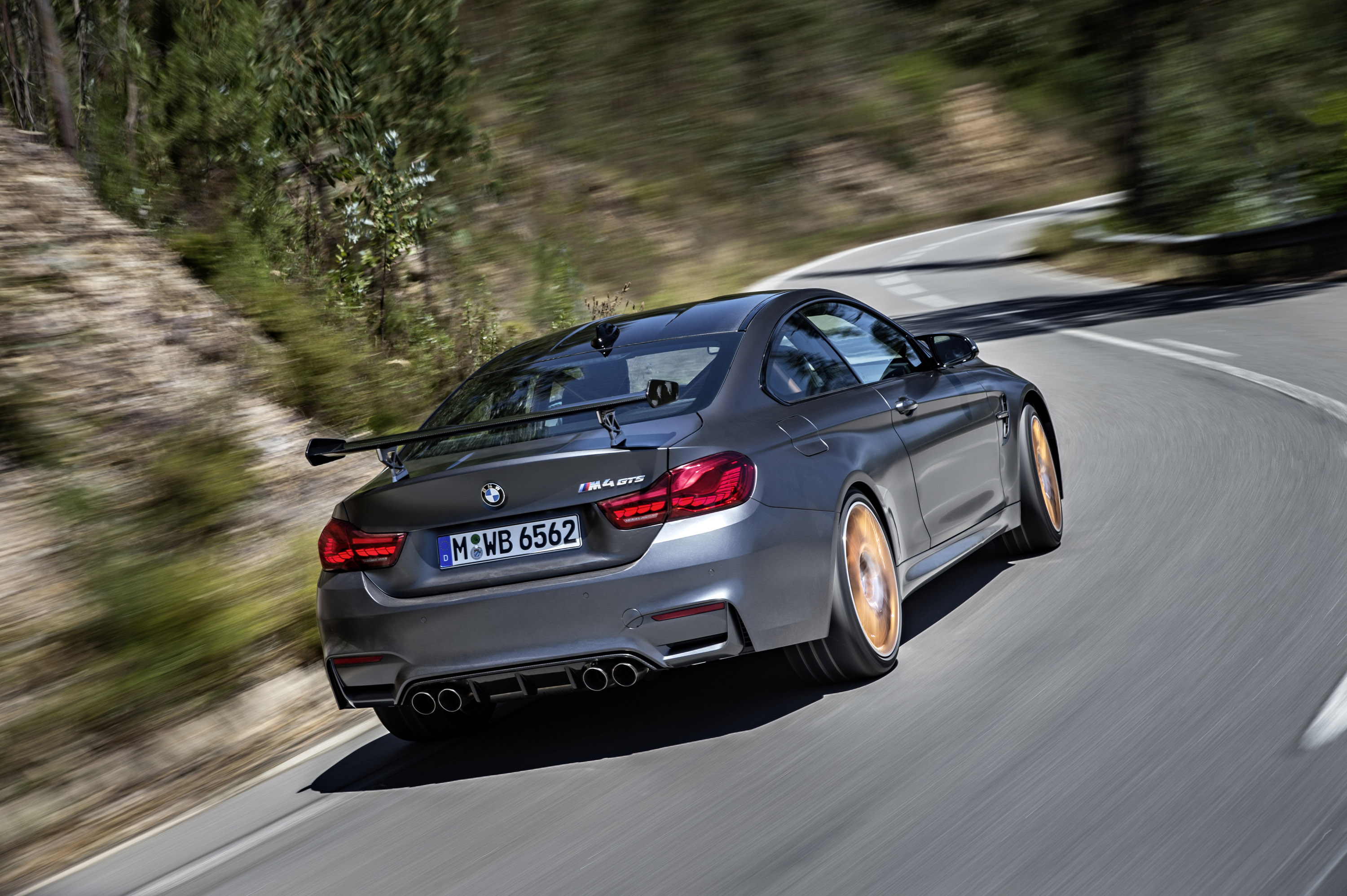 BMW M4 GTS photo #28