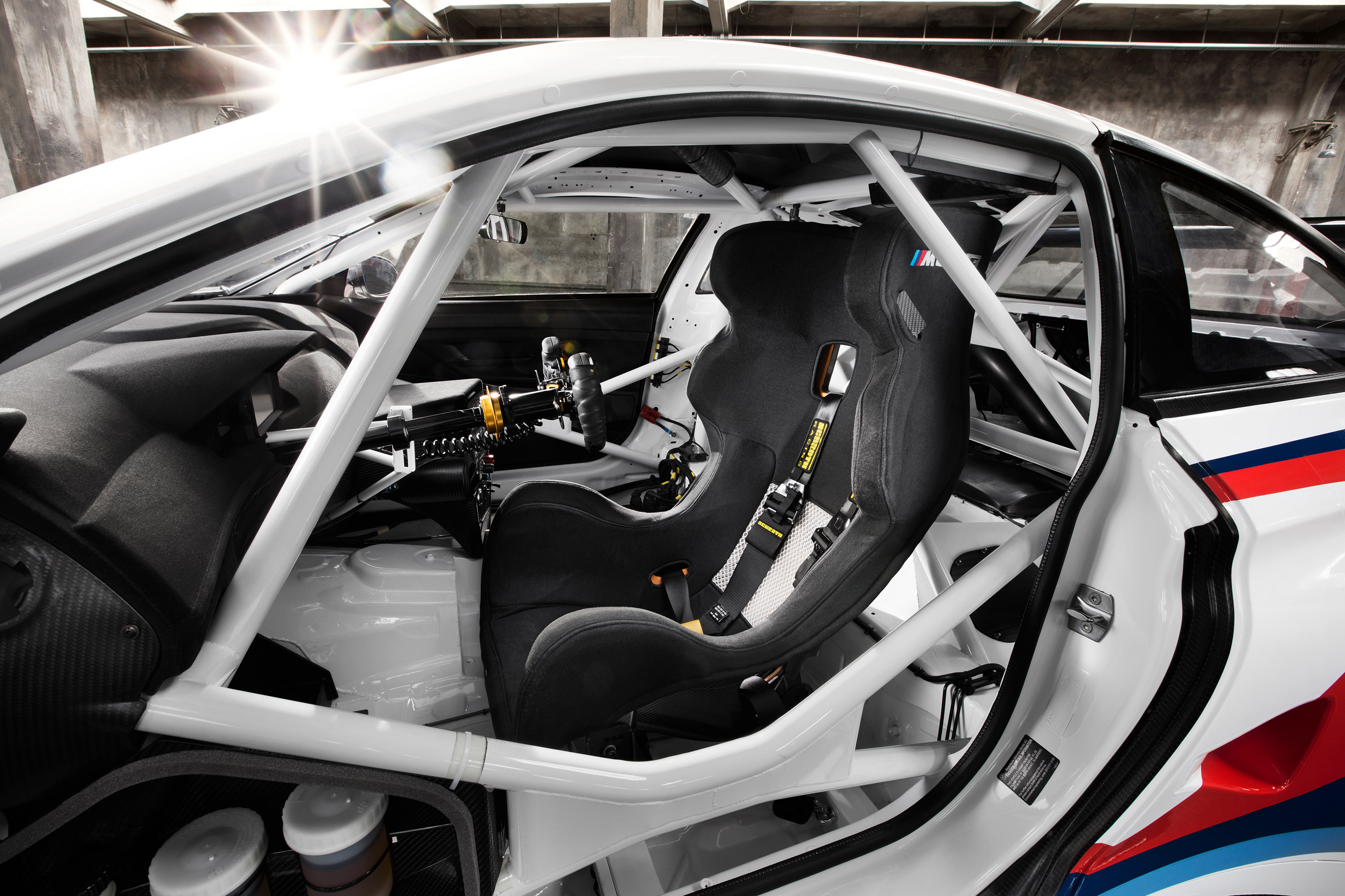 BMW M6 GT3 photo #31