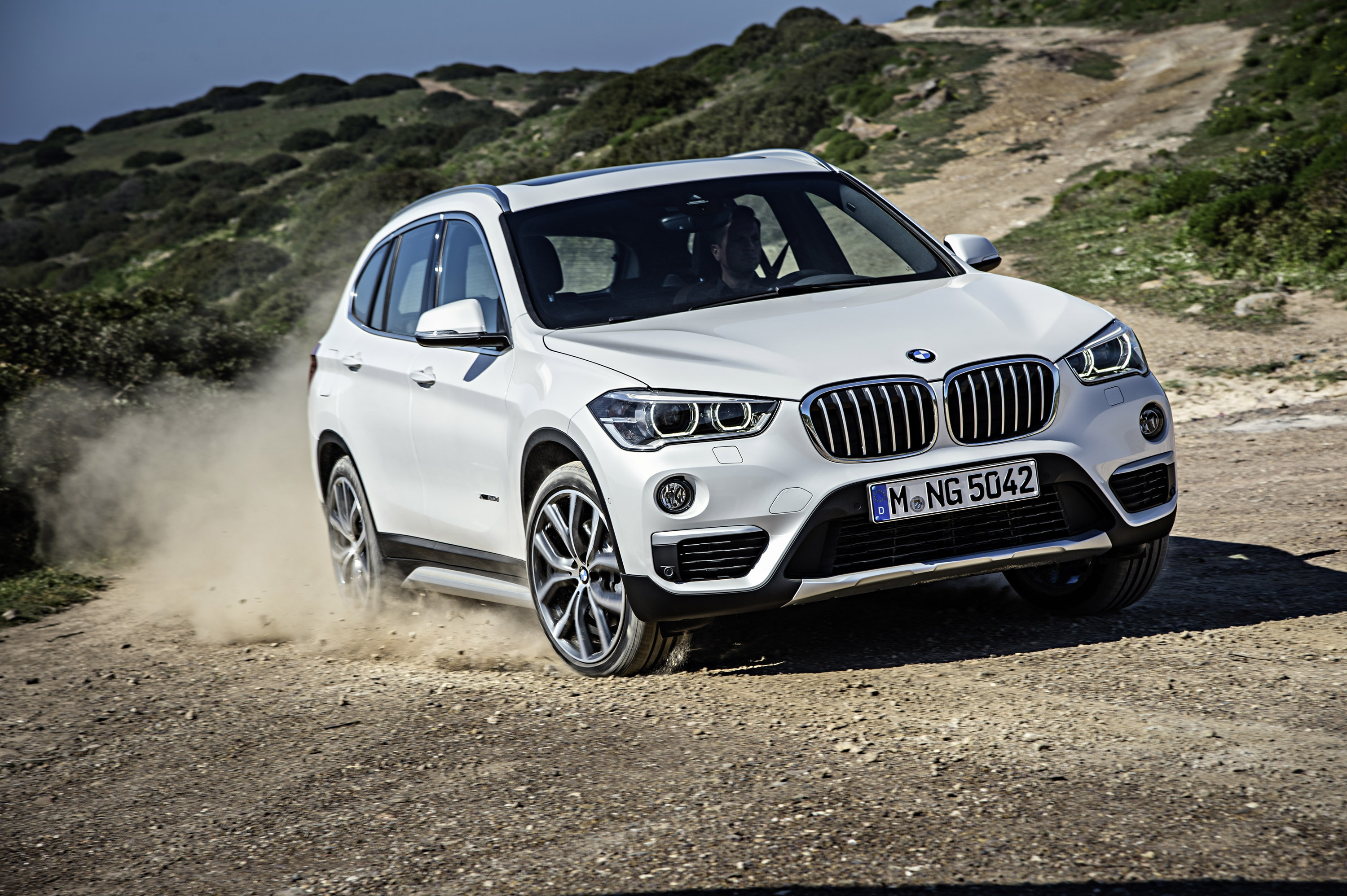 BMW X1 photo #1