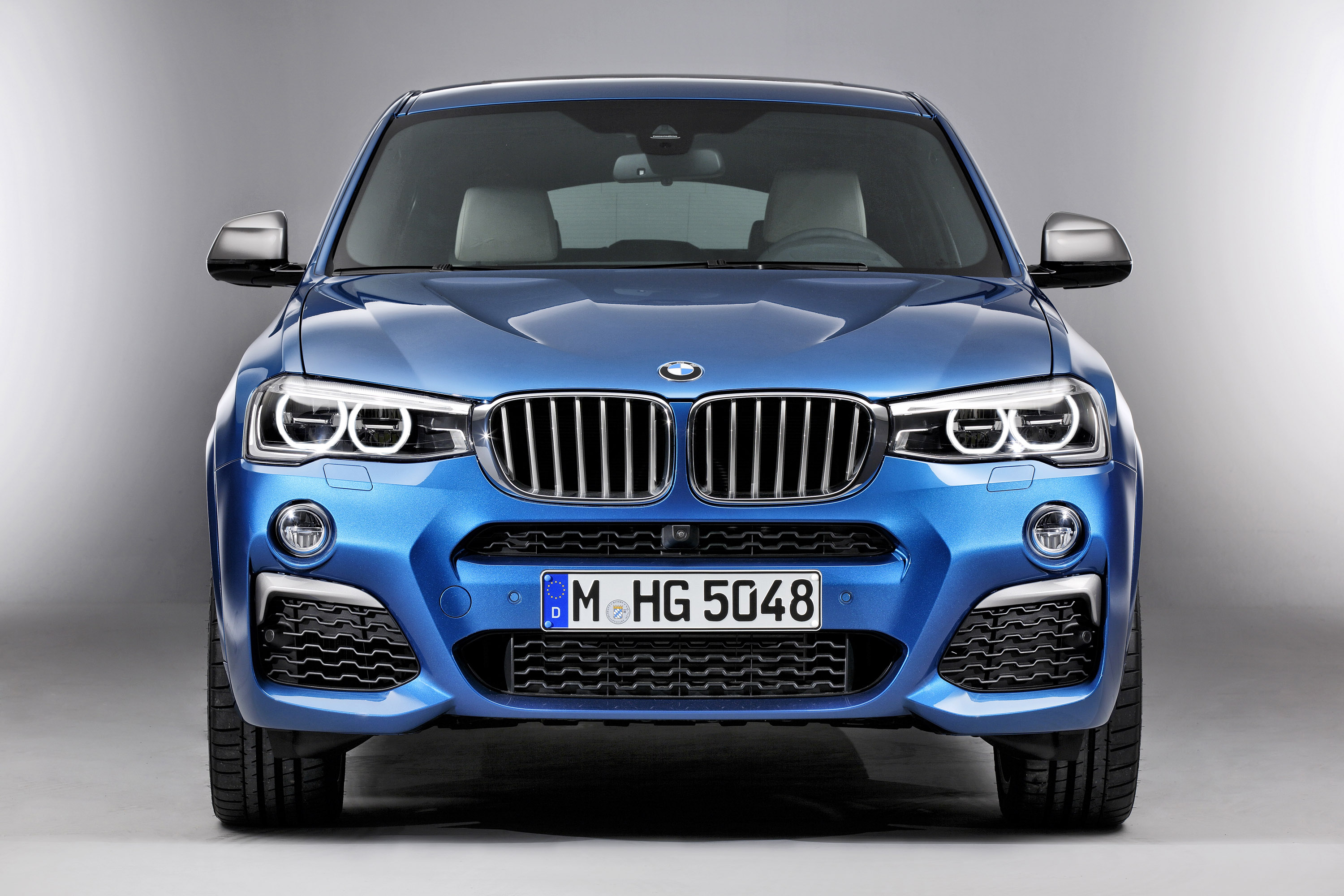 BMW X4 M40i photo #8