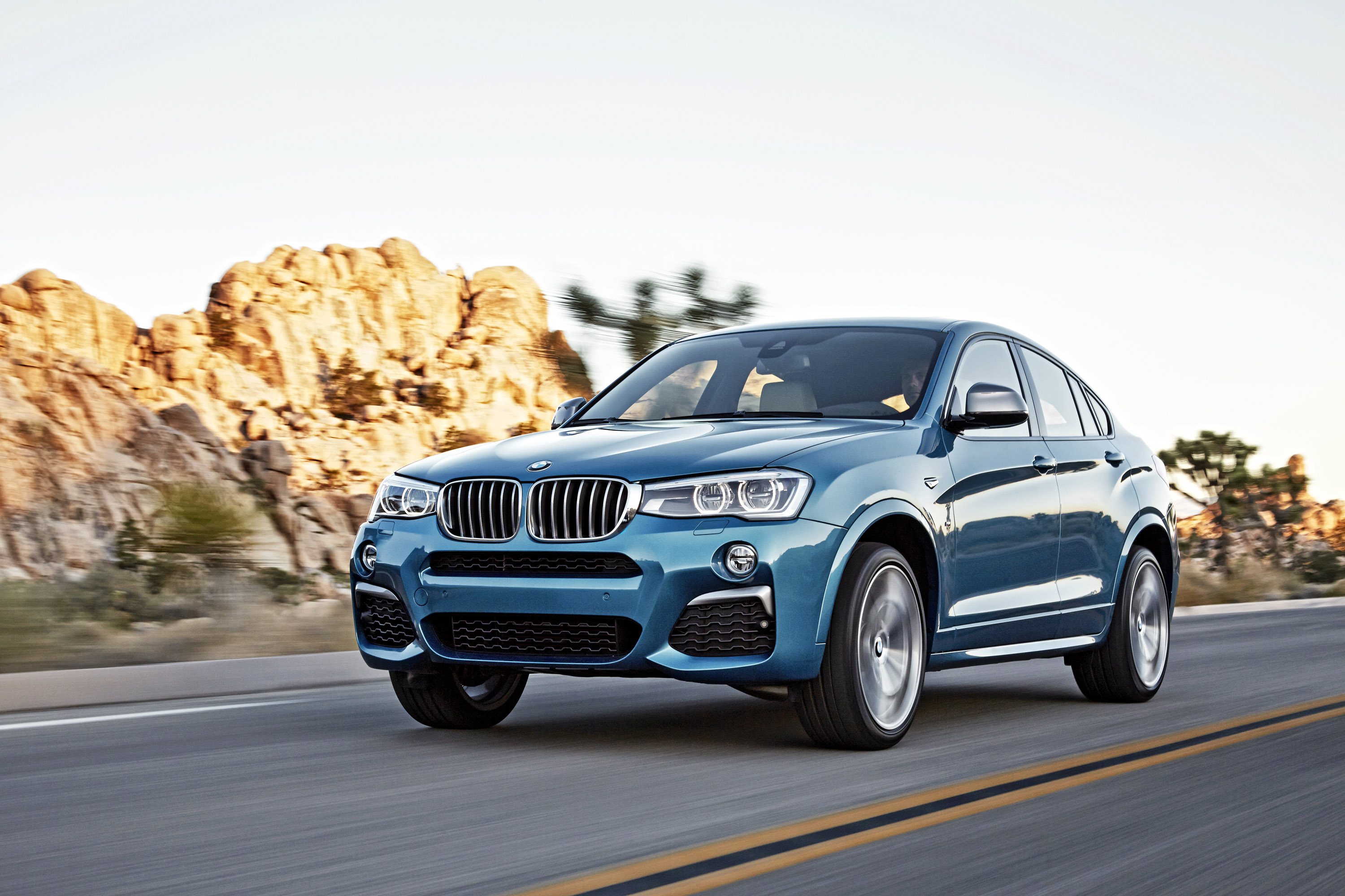 BMW X4 M40i photo #18