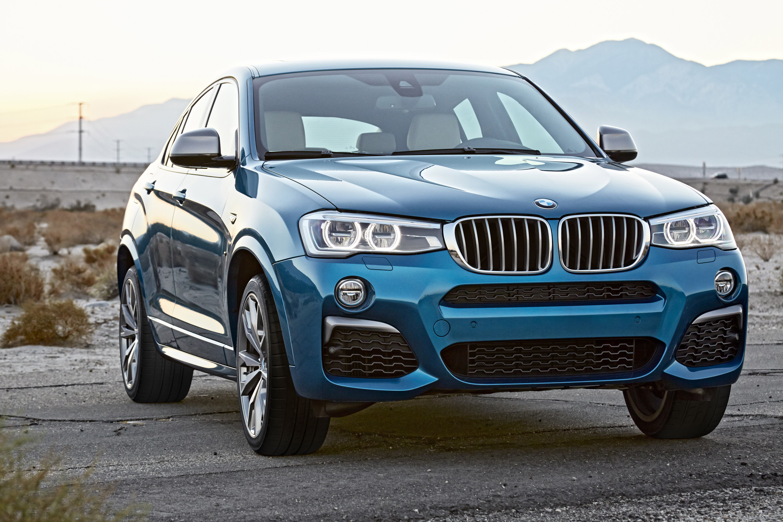 BMW X4 M40i photo #26