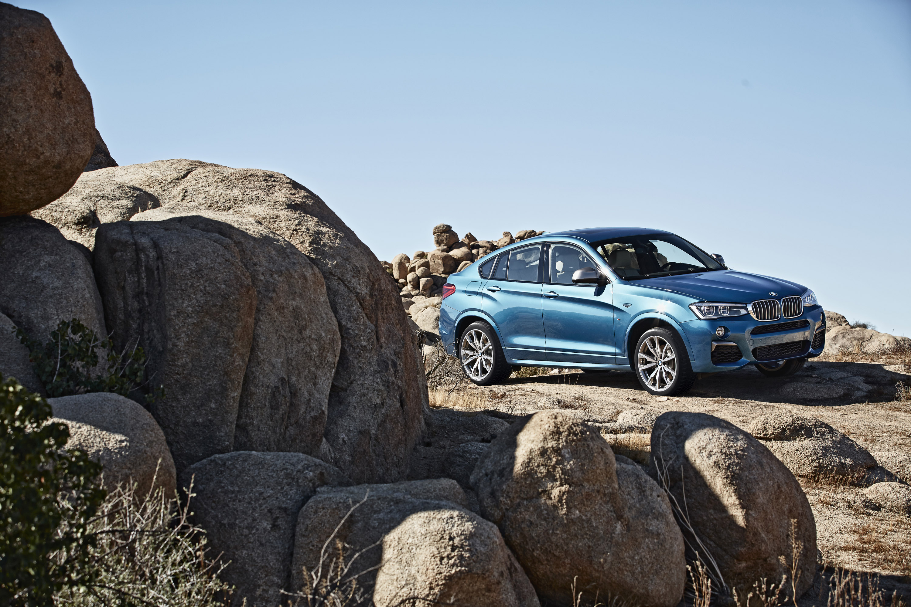 BMW X4 M40i photo #27
