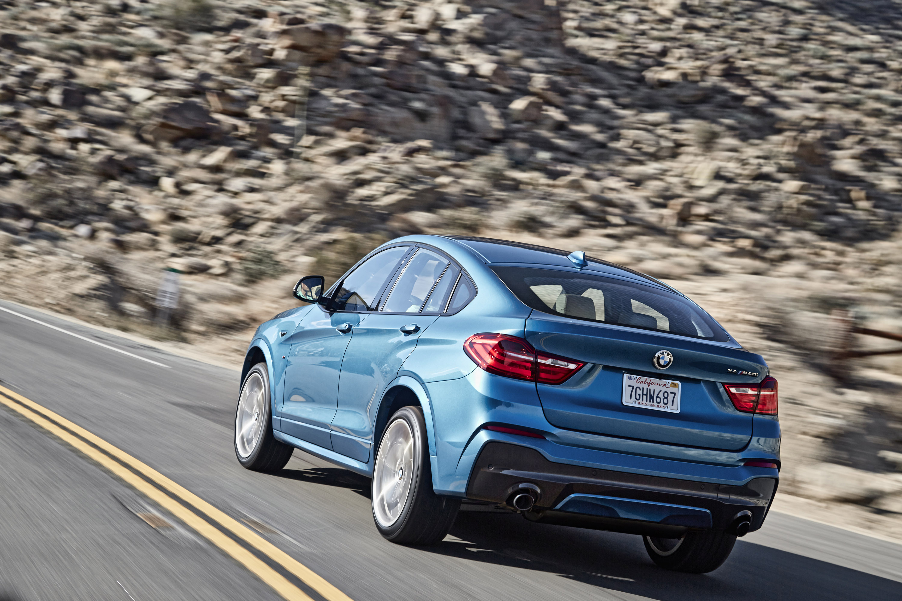 BMW X4 M40i photo #40
