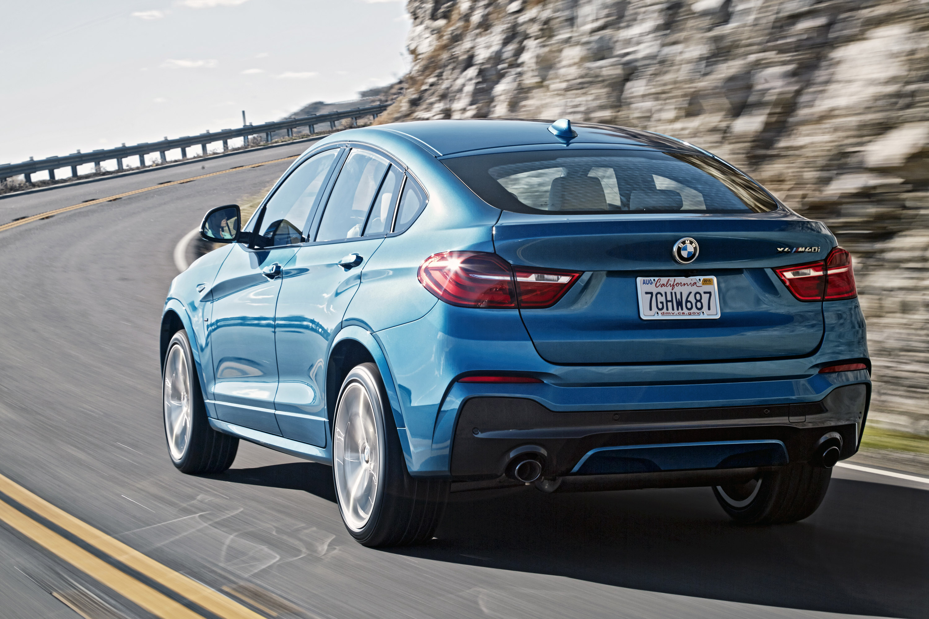 BMW X4 M40i photo #42