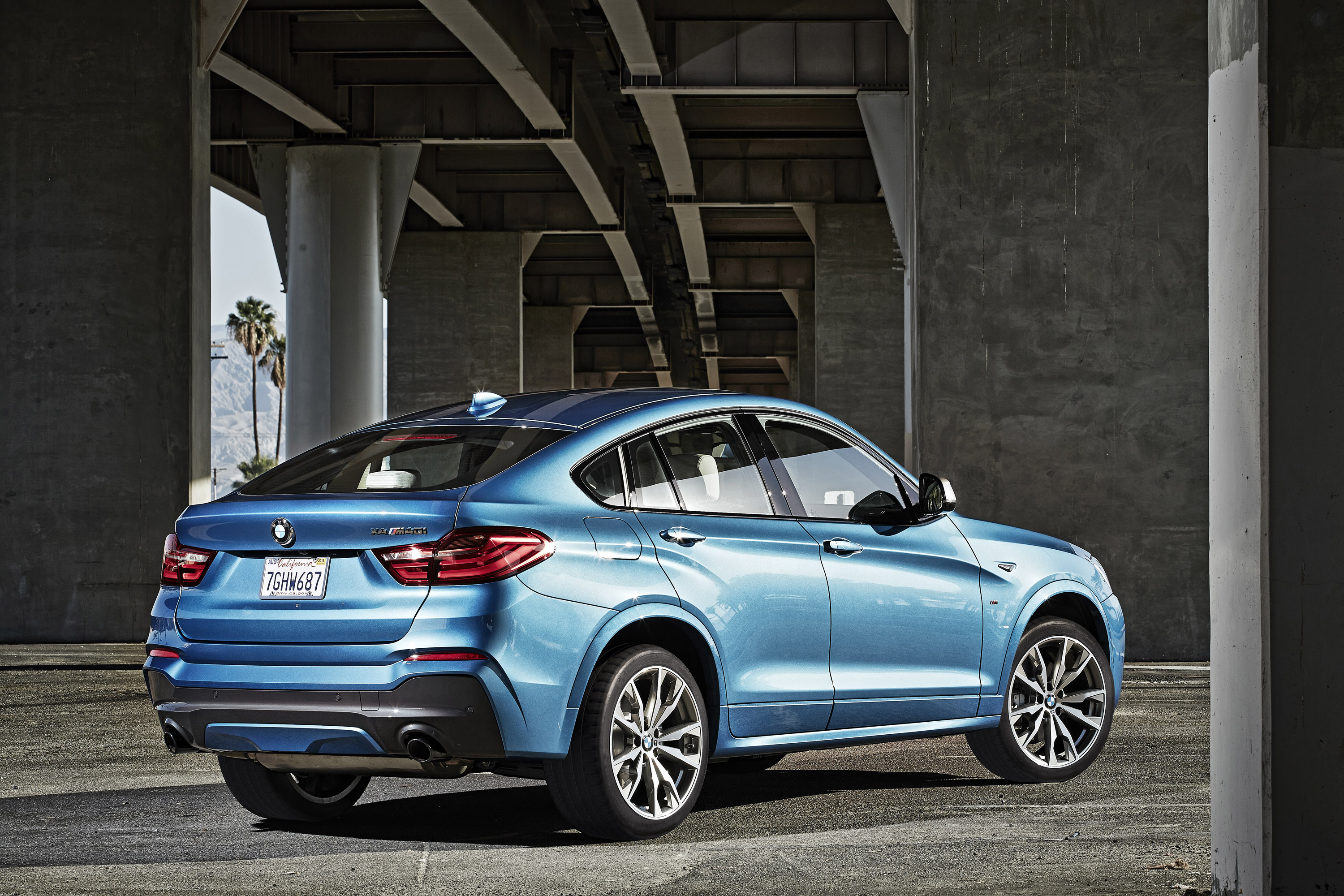 BMW X4 M40i photo #56