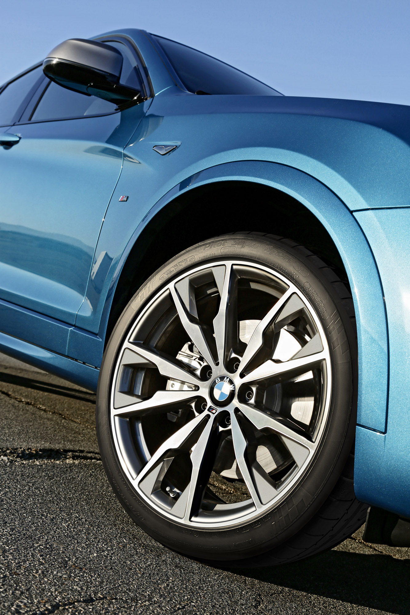 BMW X4 M40i photo #72